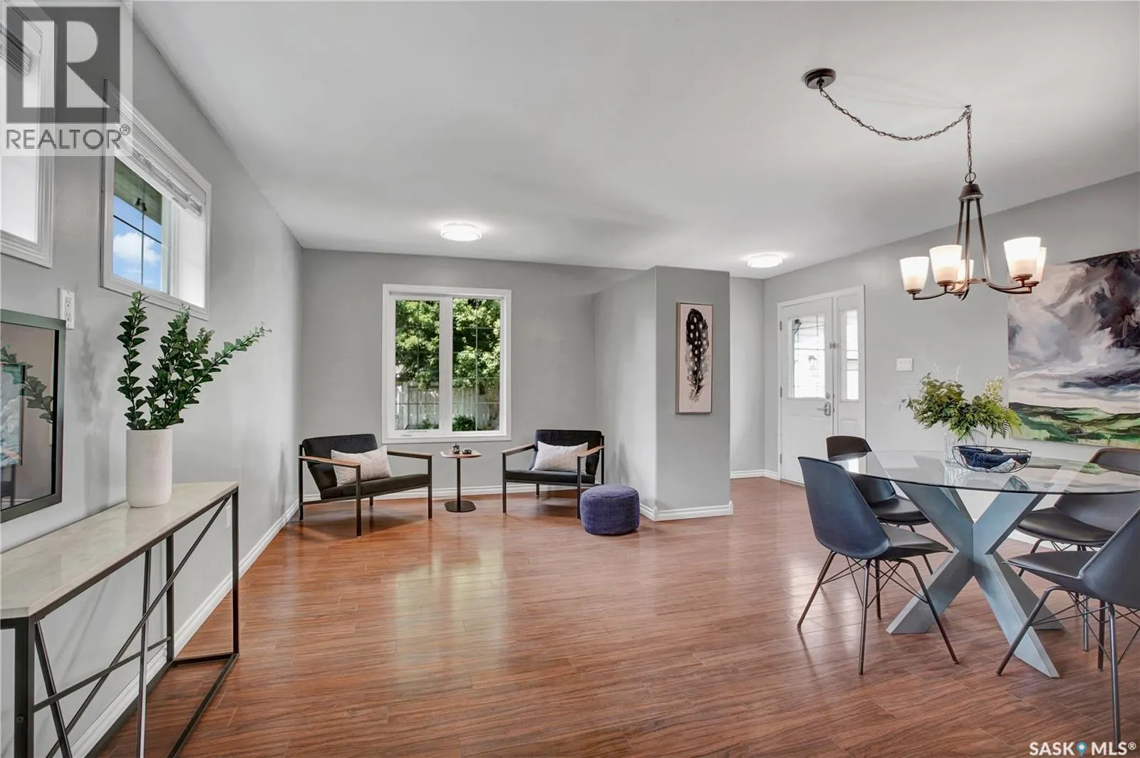 26 Columbia DRIVE