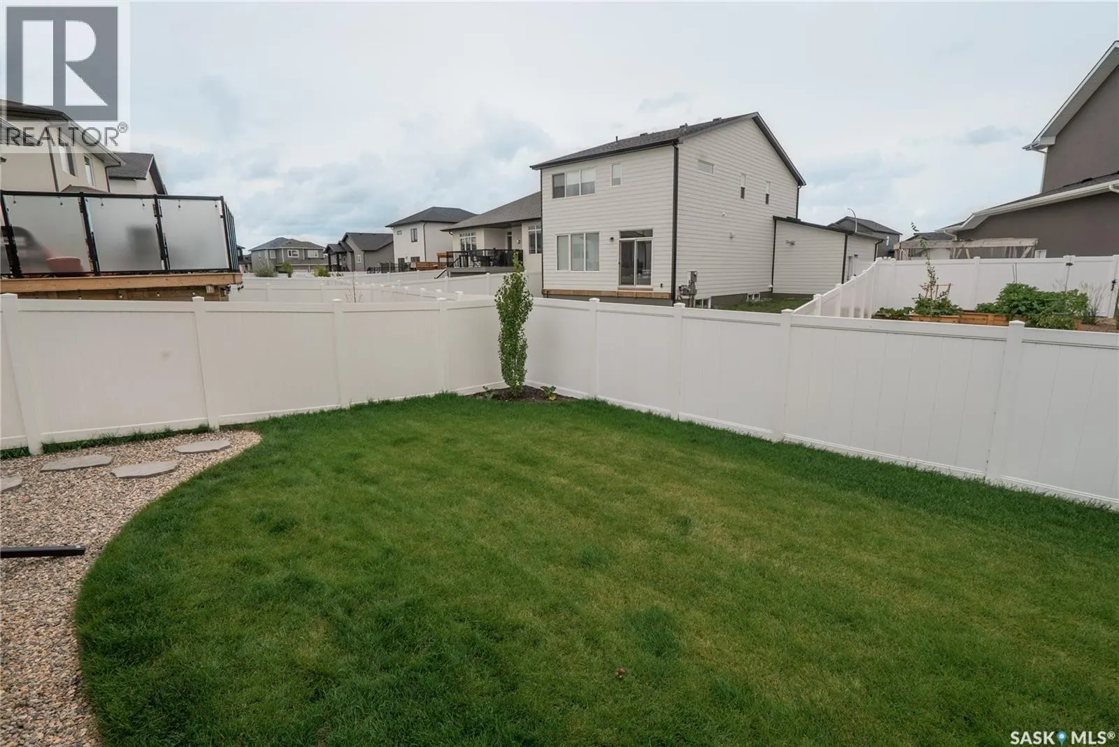 518 Hamm CRESCENT