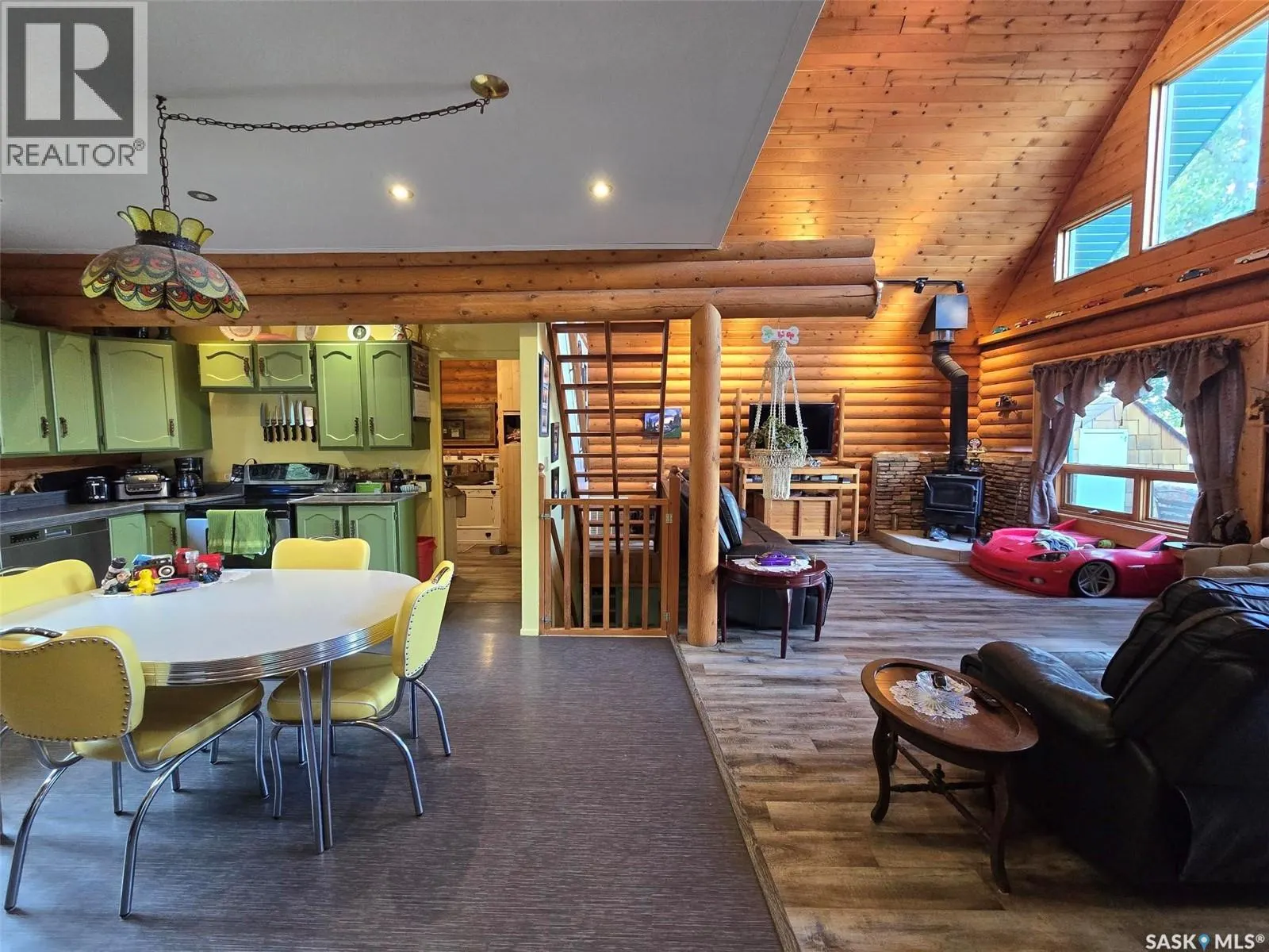 14 Poplar TRAIL