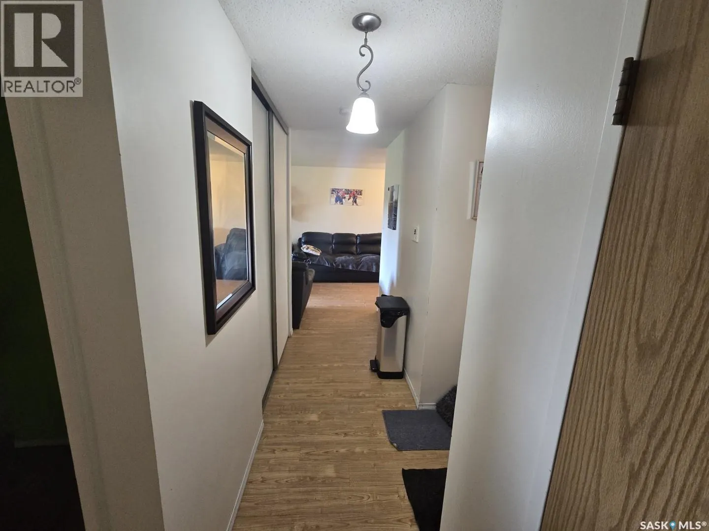 1635 425 115th STREET E