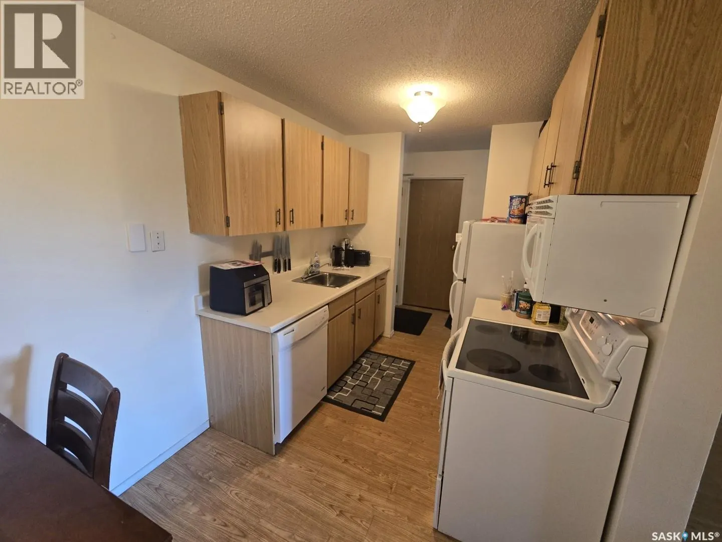 1635 425 115th STREET E