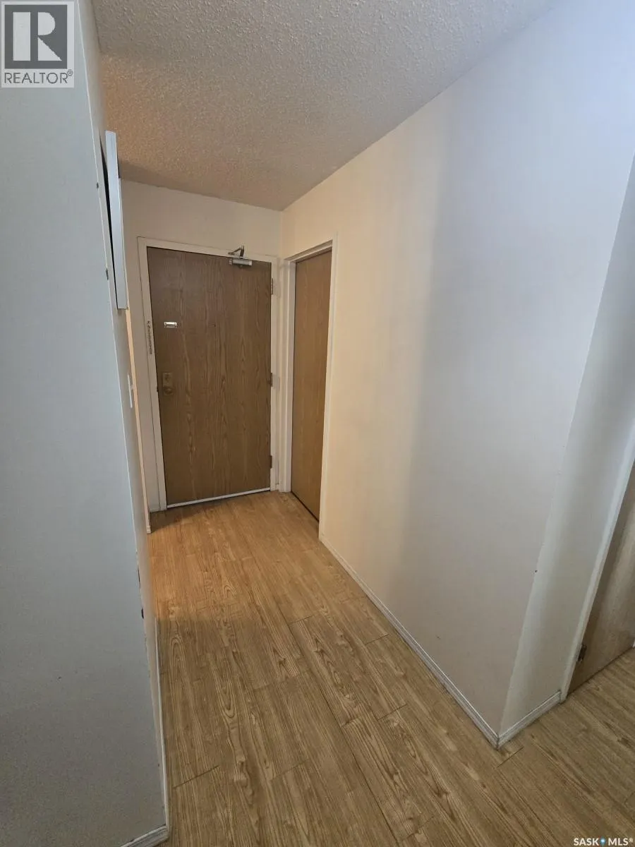 1635 425 115th STREET E