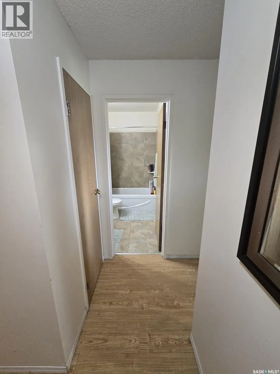 1635 425 115th STREET E