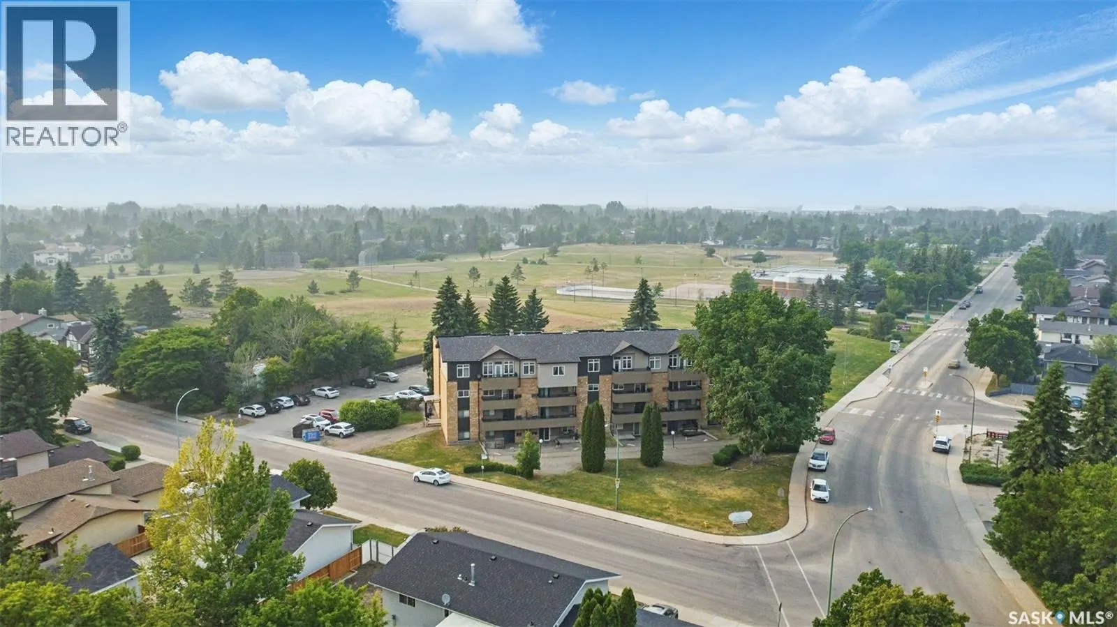 401 333 Silverwood ROAD