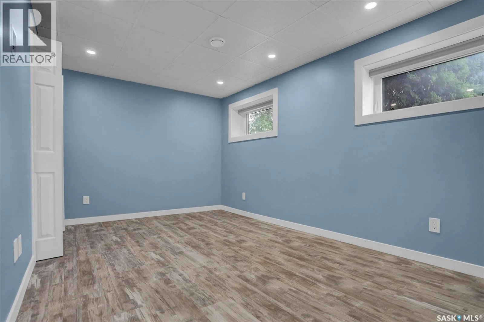 586 Rink AVENUE
