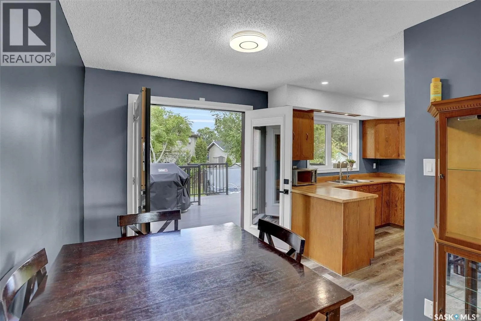 586 Rink AVENUE