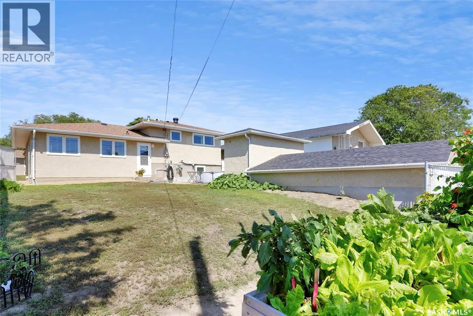 1311 Athabasca STREET W