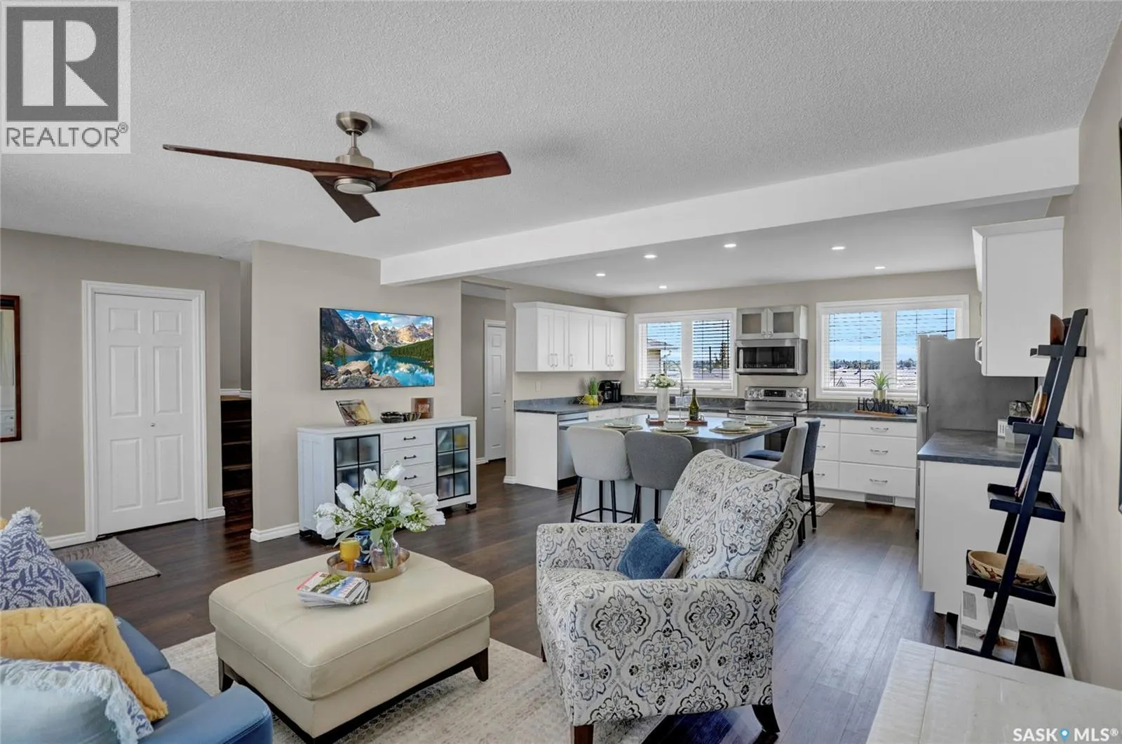 1311 Athabasca STREET W