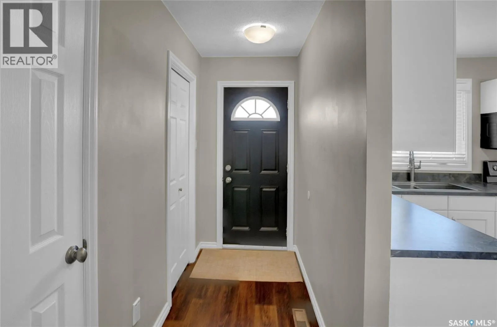 1311 Athabasca STREET W