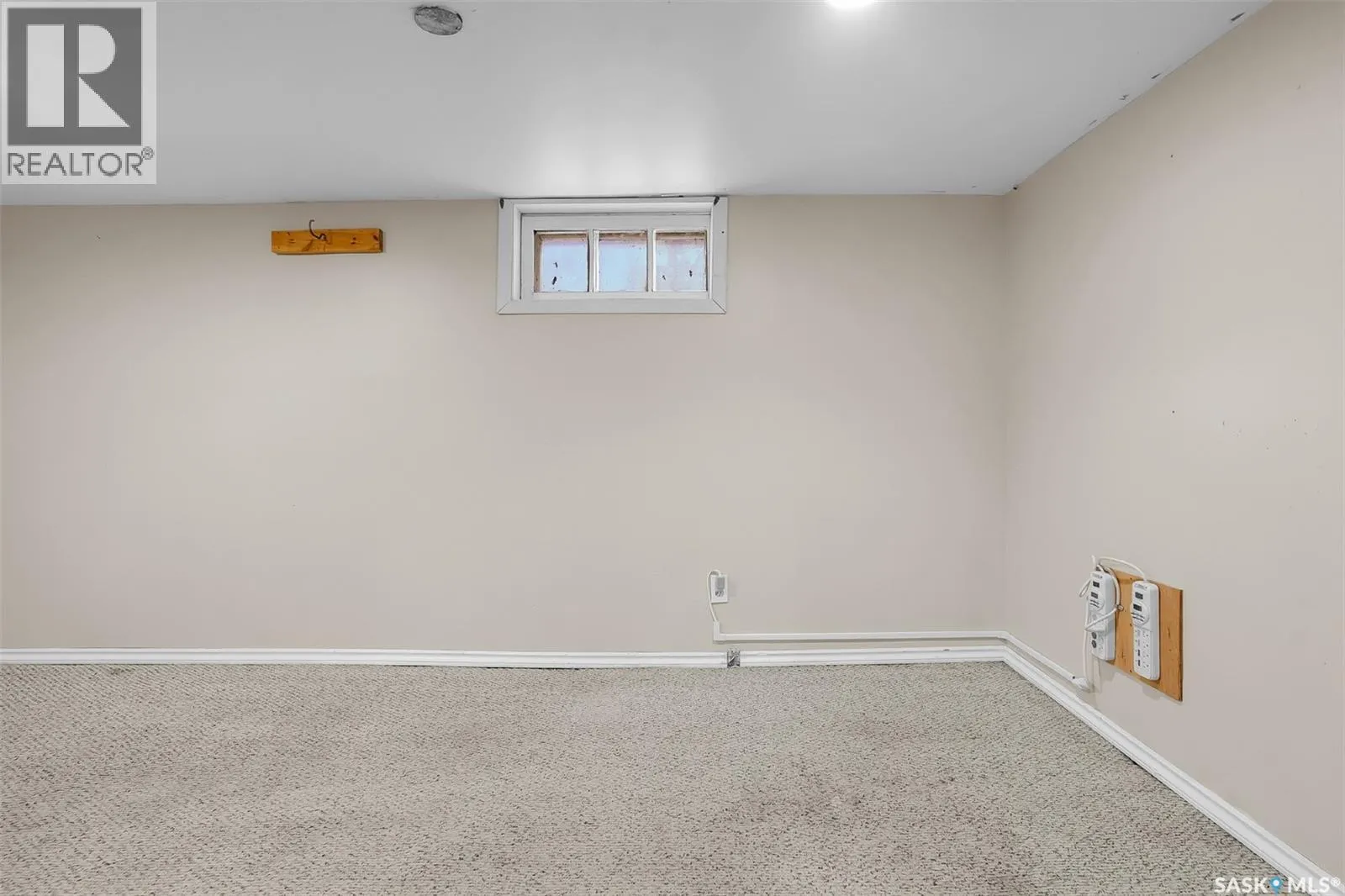 706 32nd STREET W