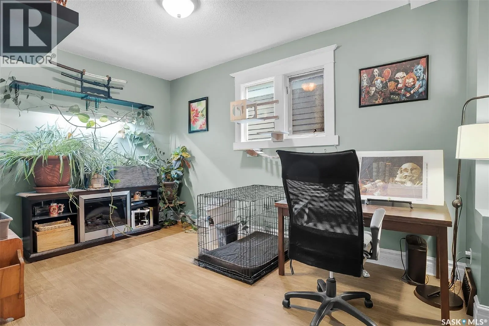 706 32nd STREET W