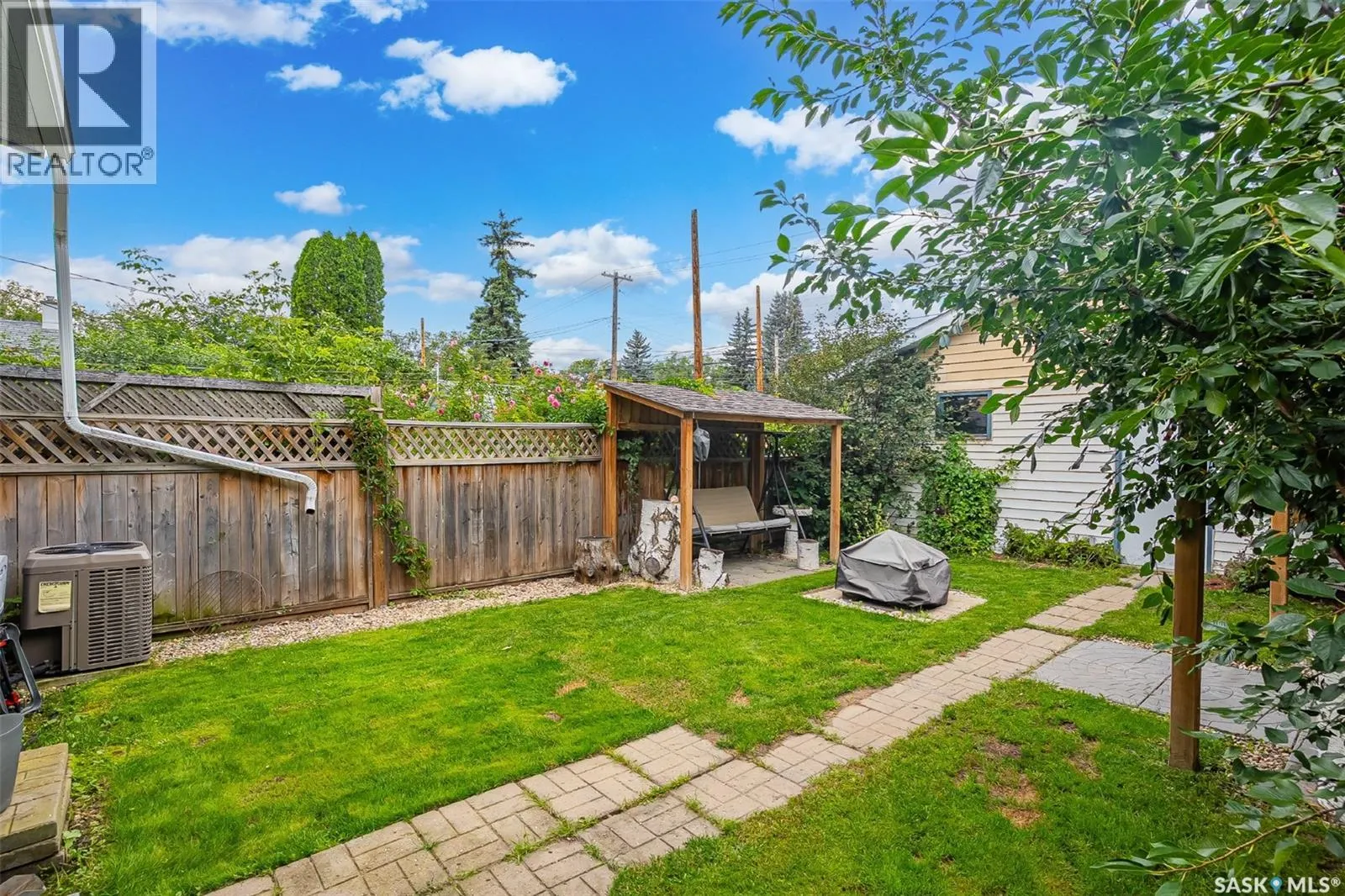 706 32nd STREET W