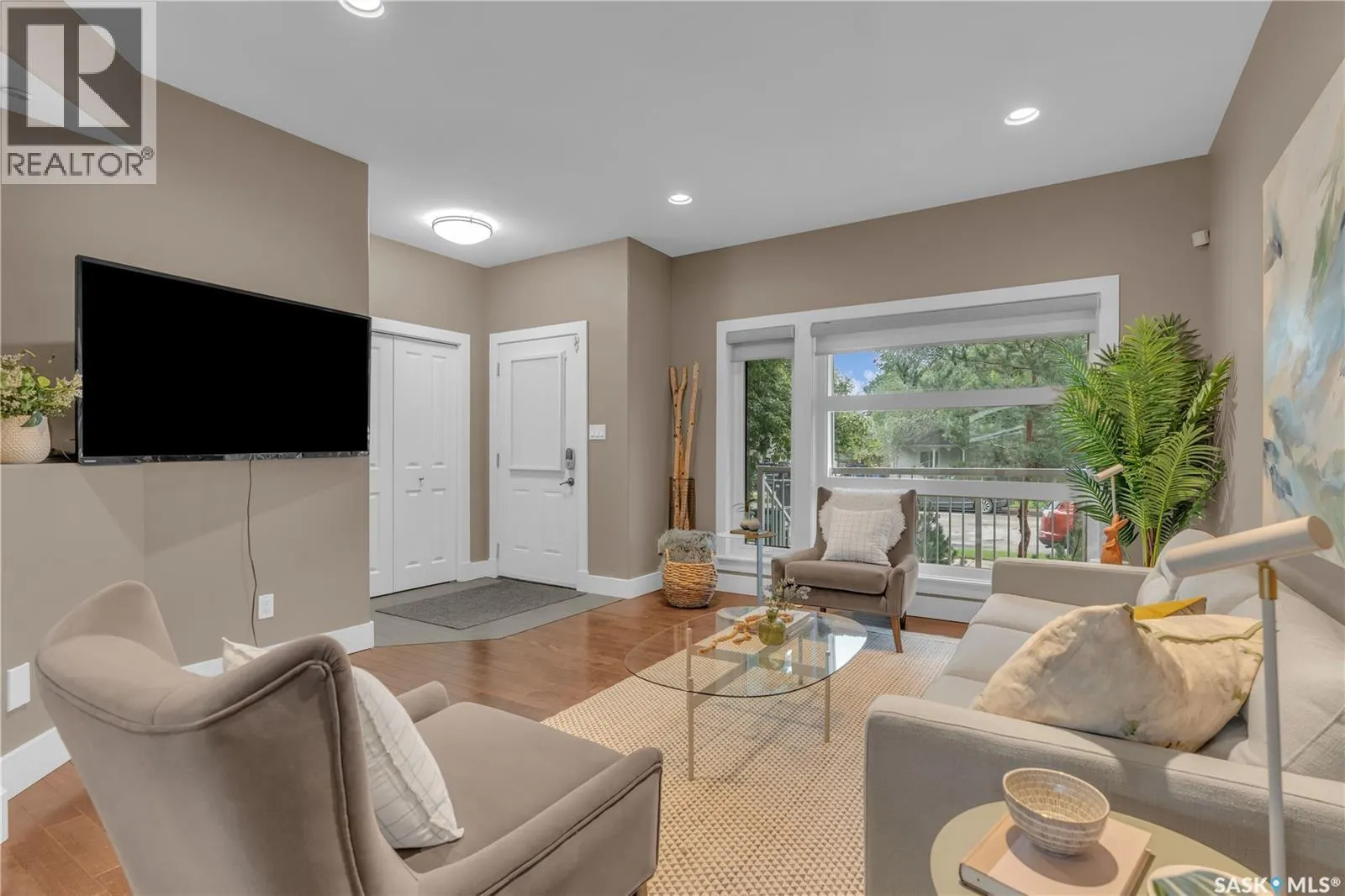 112A 109th STREET W