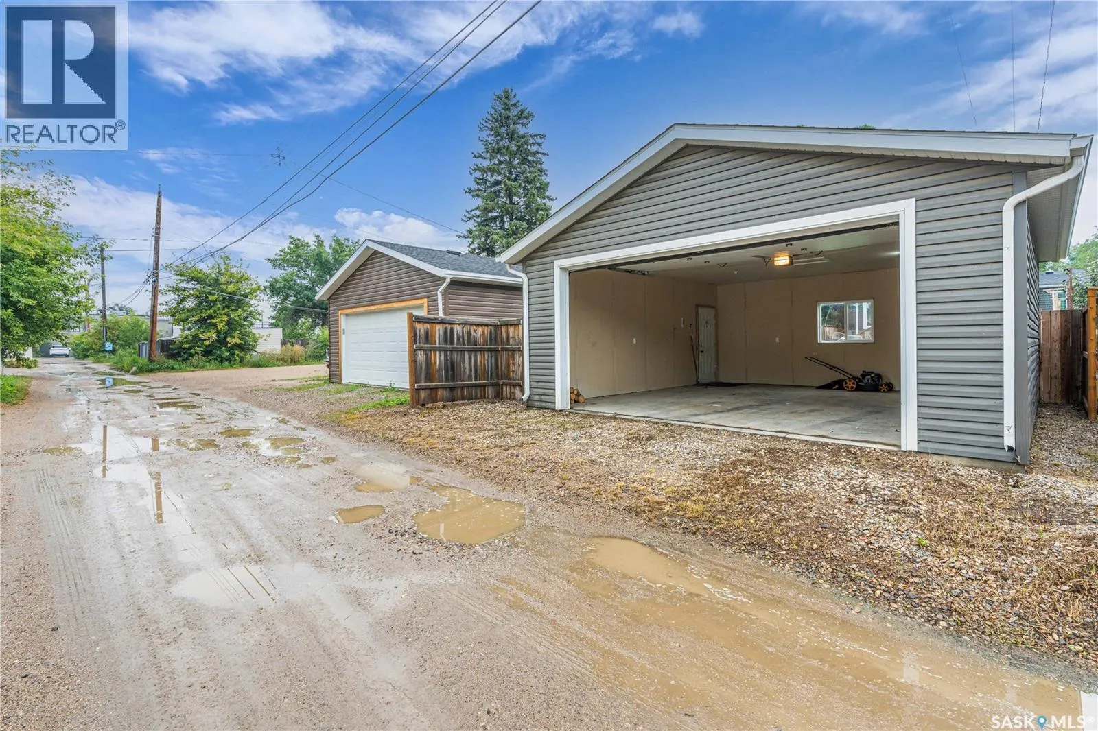 112A 109th STREET W