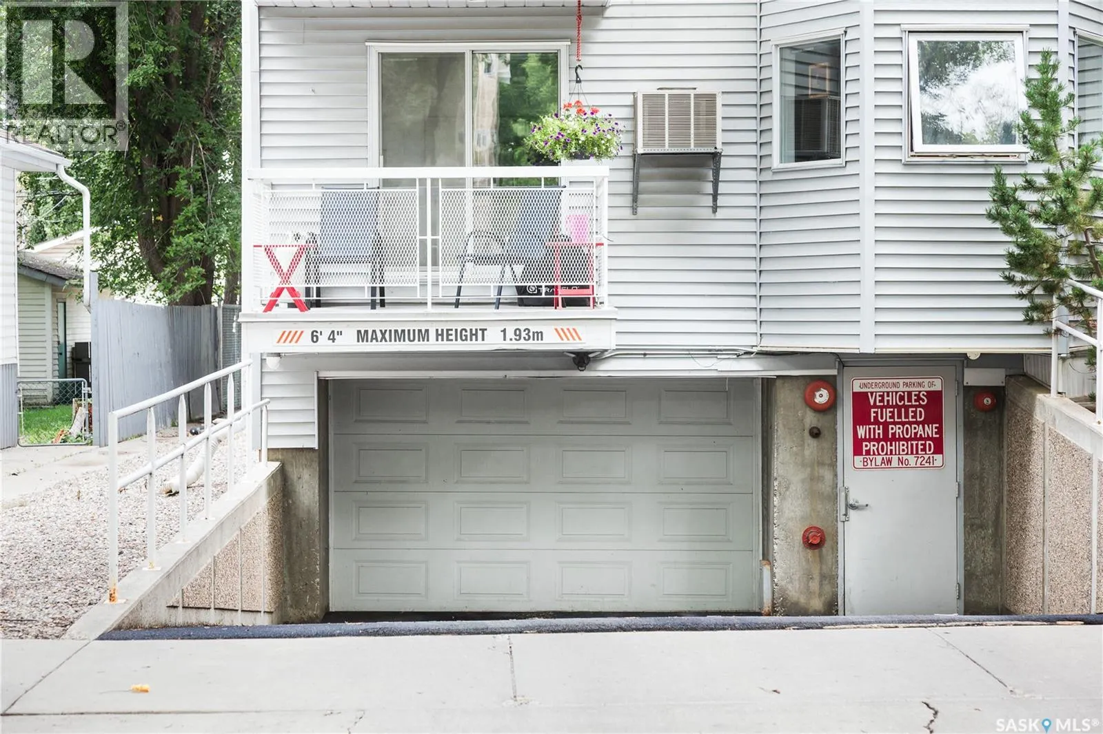 302 419 MAIN STREET