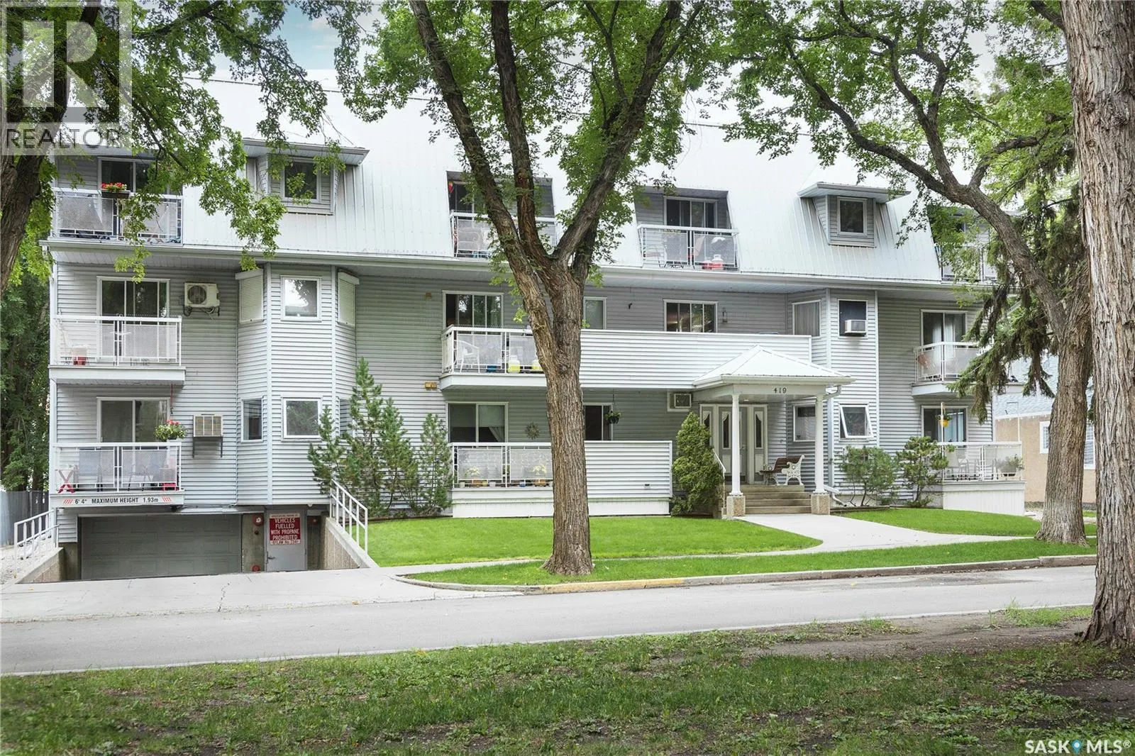302 419 MAIN STREET