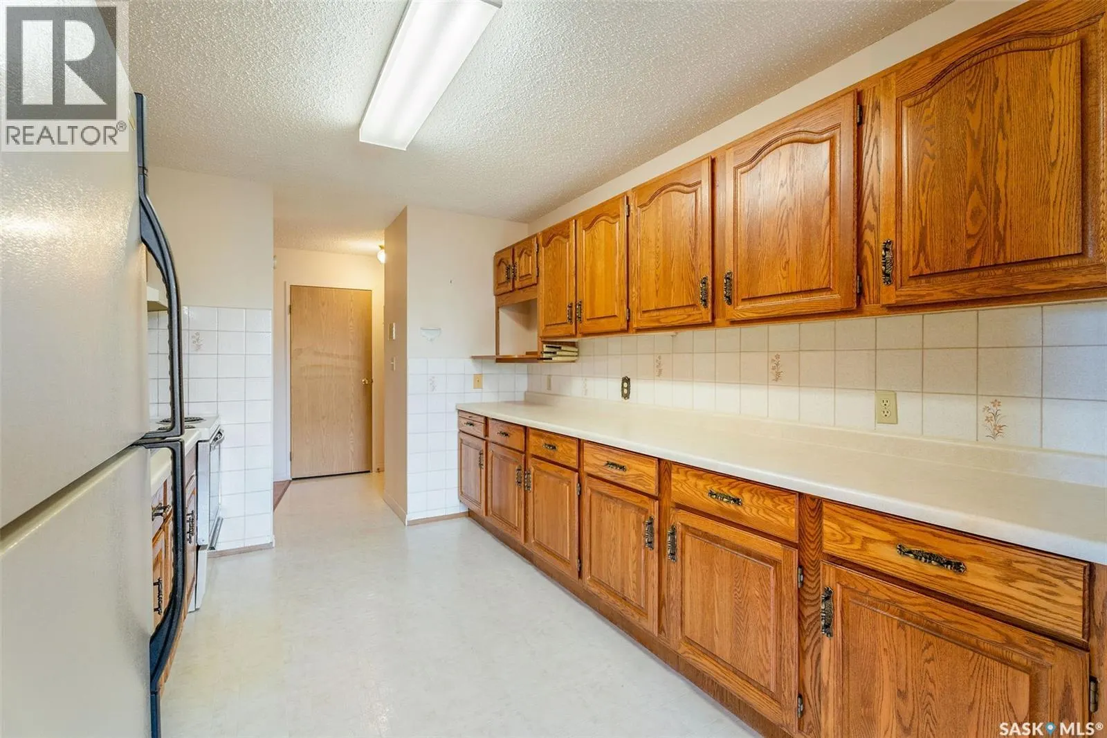306 66 19th STREET W
