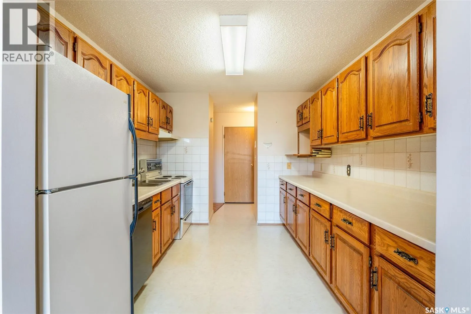 306 66 19th STREET W