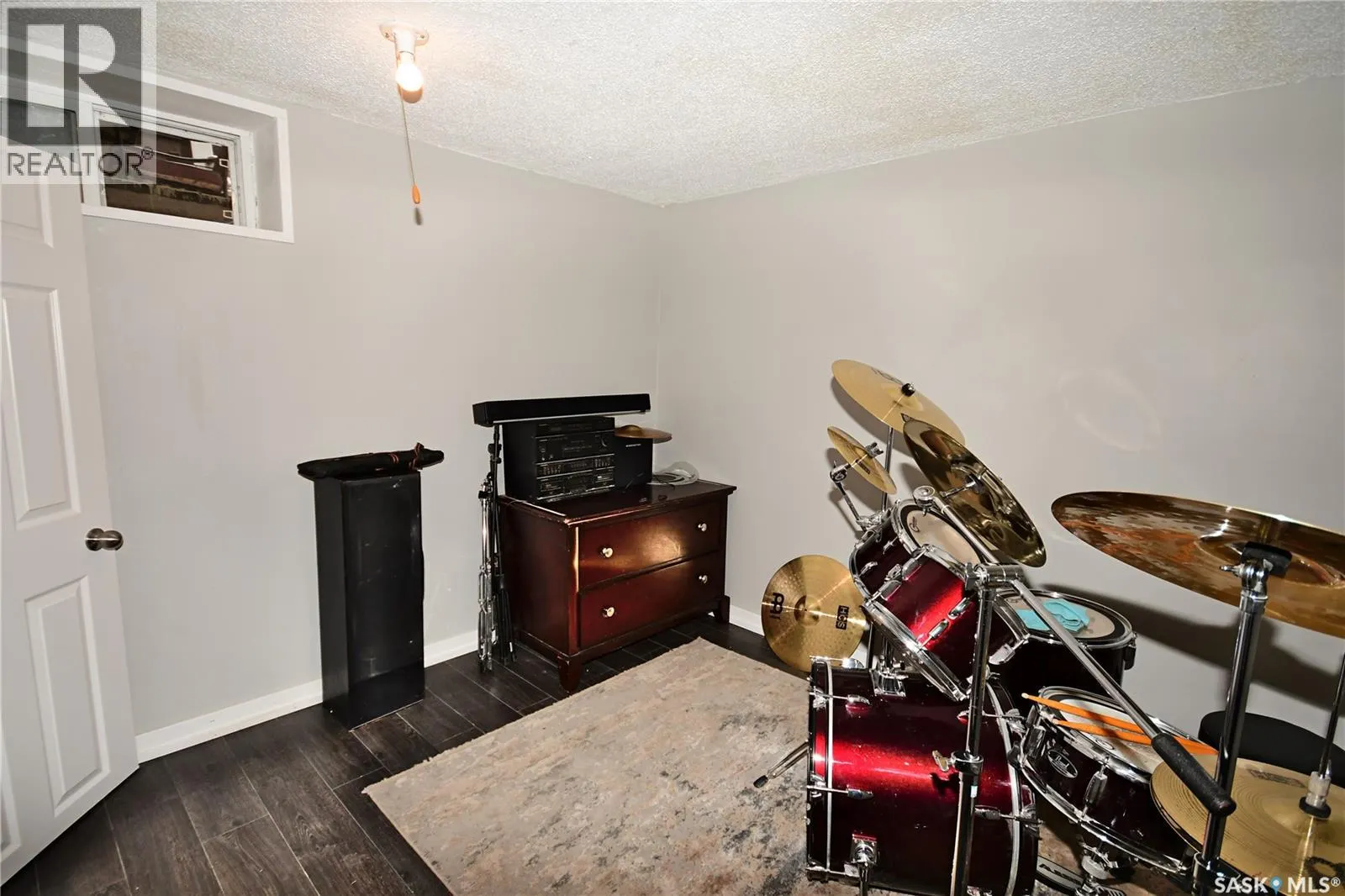 400 21st STREET W