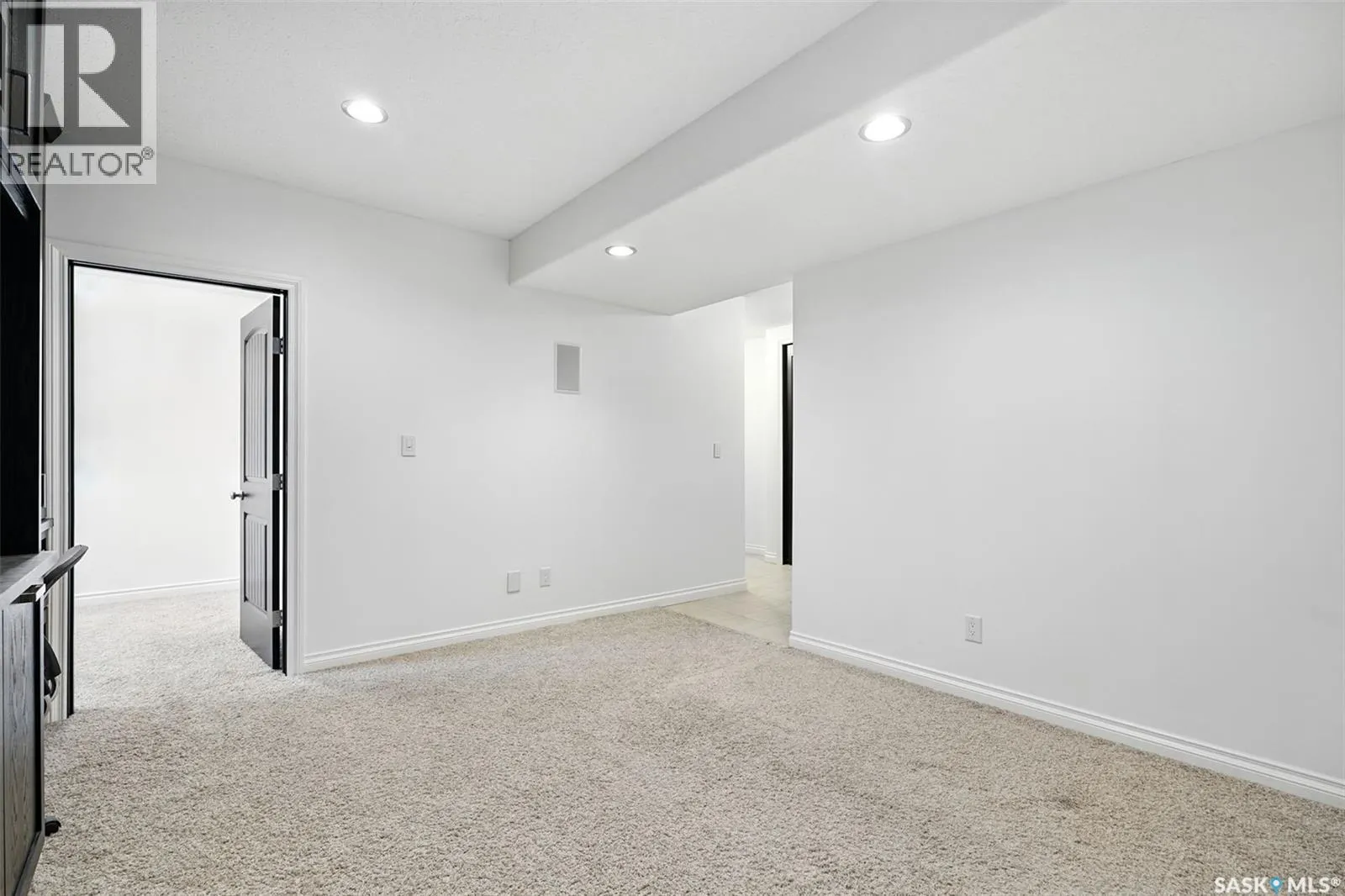 114 Lamarsh ROAD