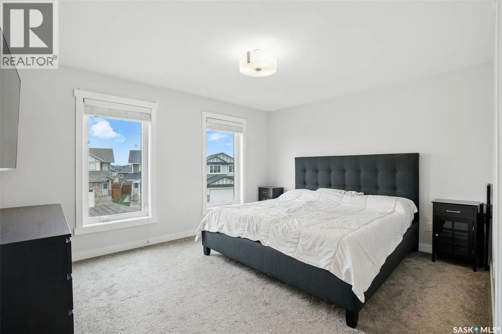 127 Burgess CRESCENT