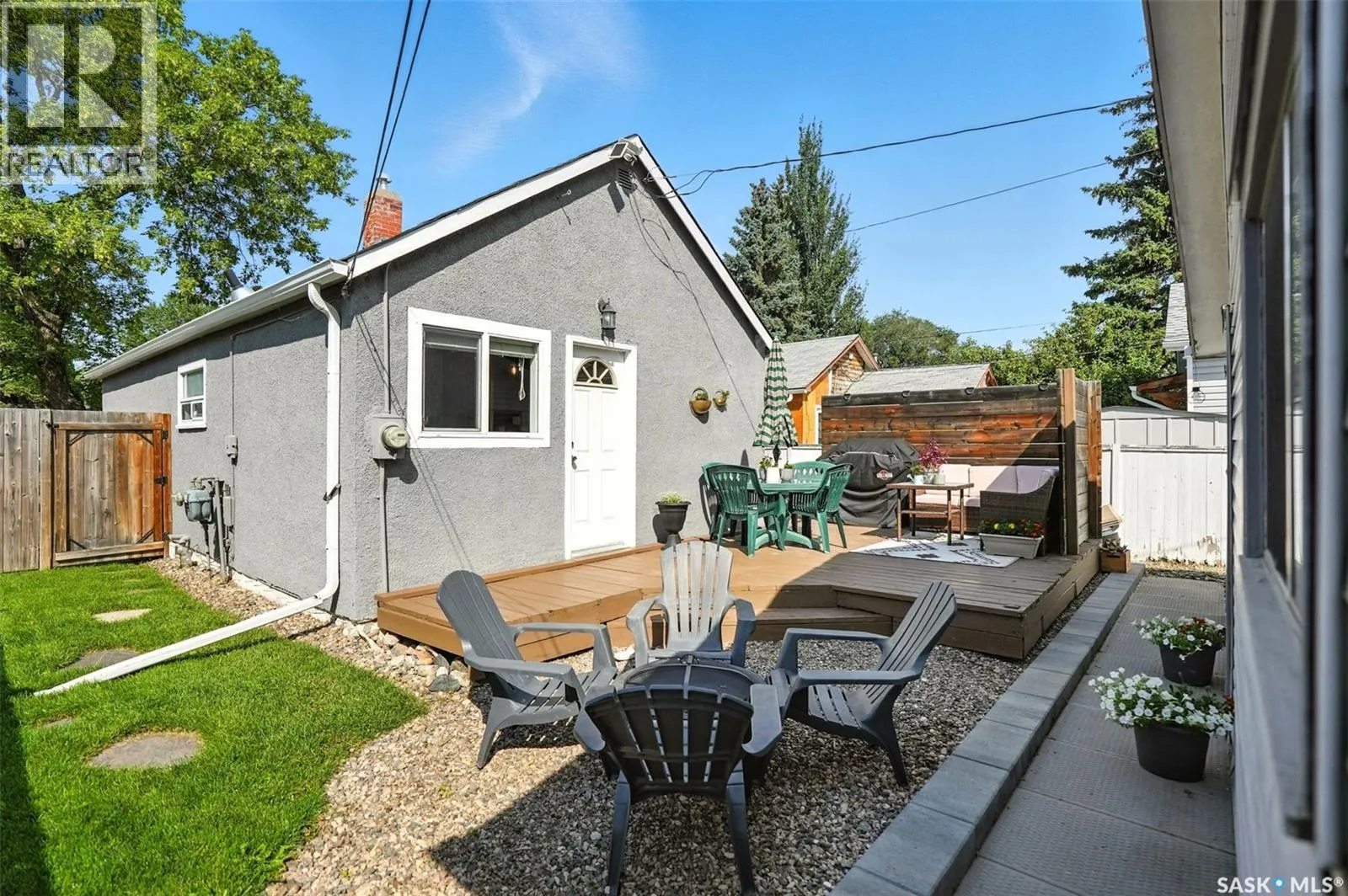 2419 McPherson AVENUE