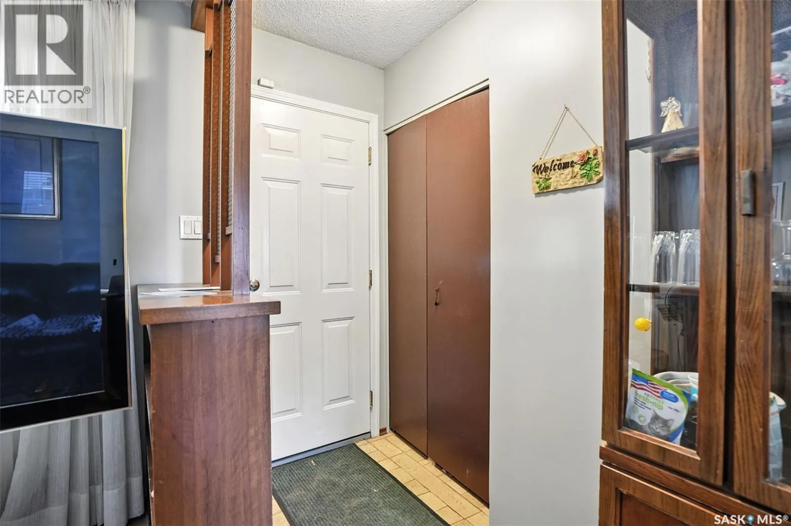 97 Maxwell CRESCENT