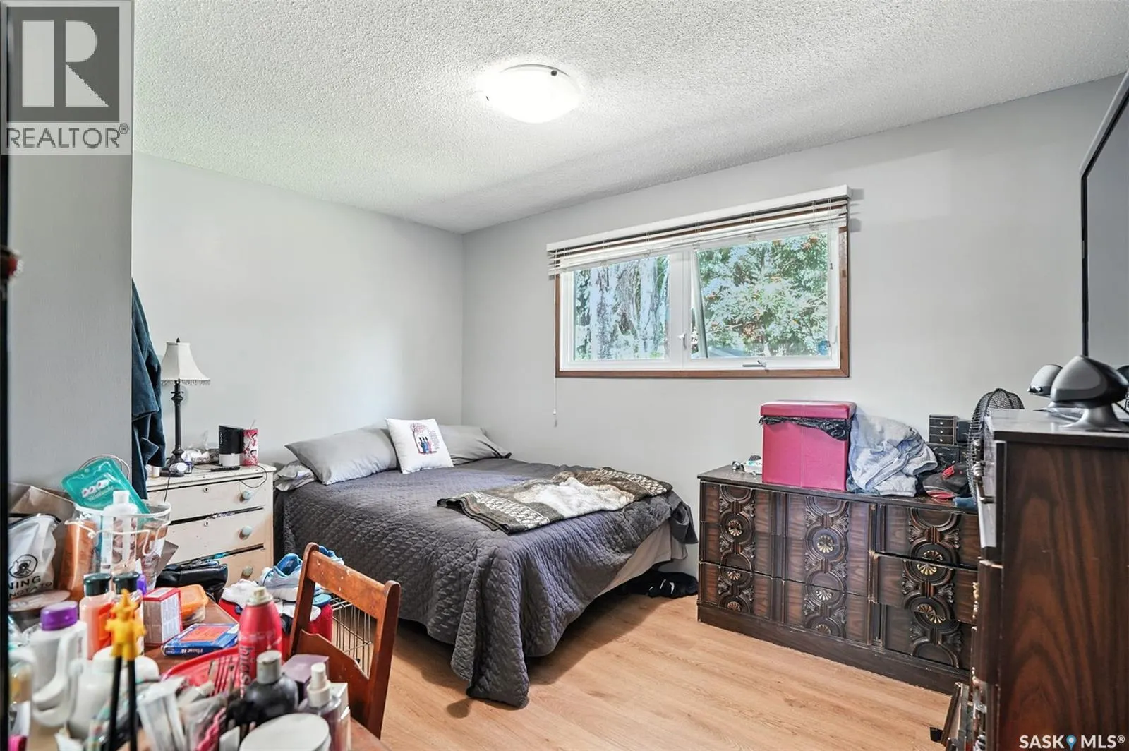 97 Maxwell CRESCENT