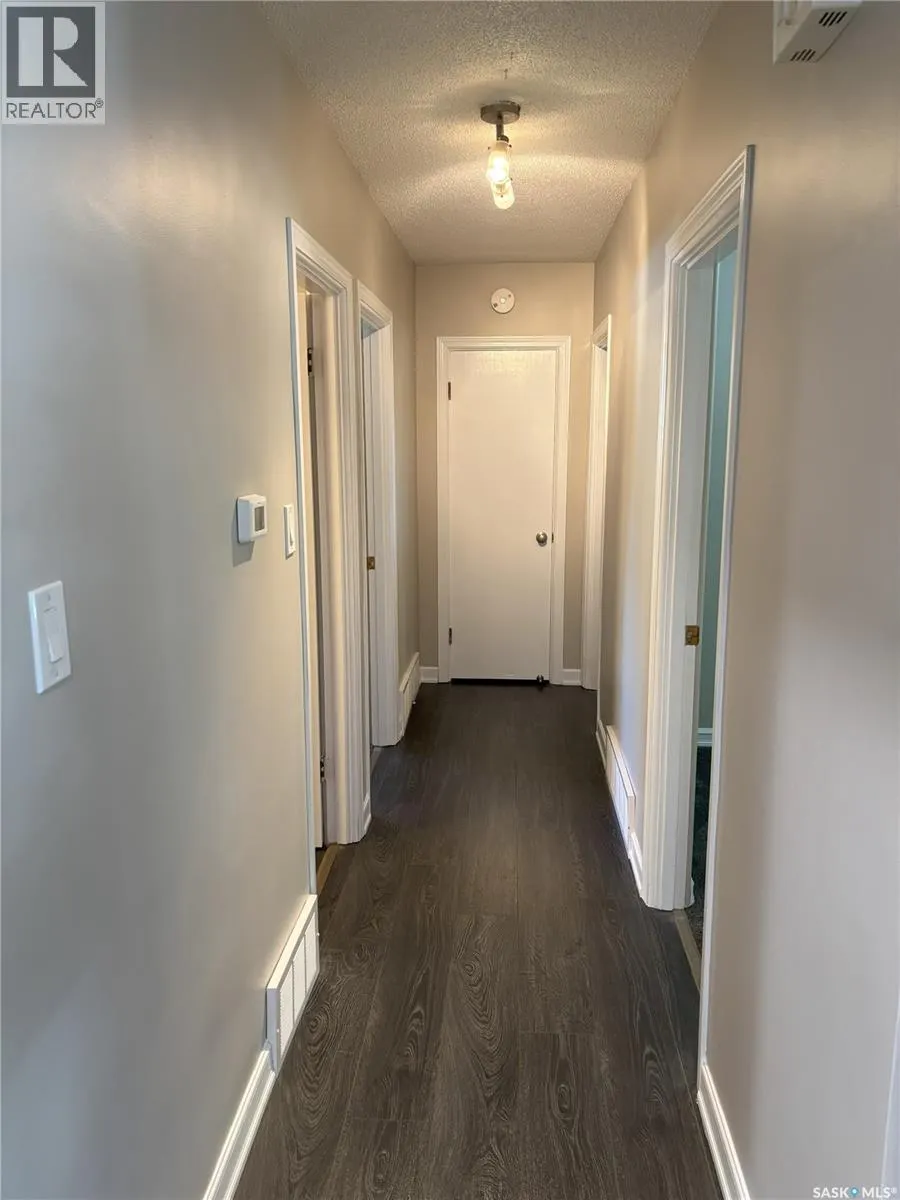 1626 GROSVENOR AVENUE