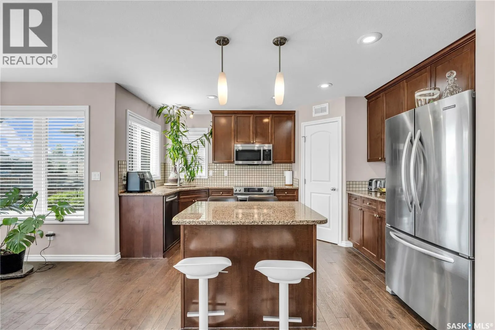 206 Whalley CRESCENT