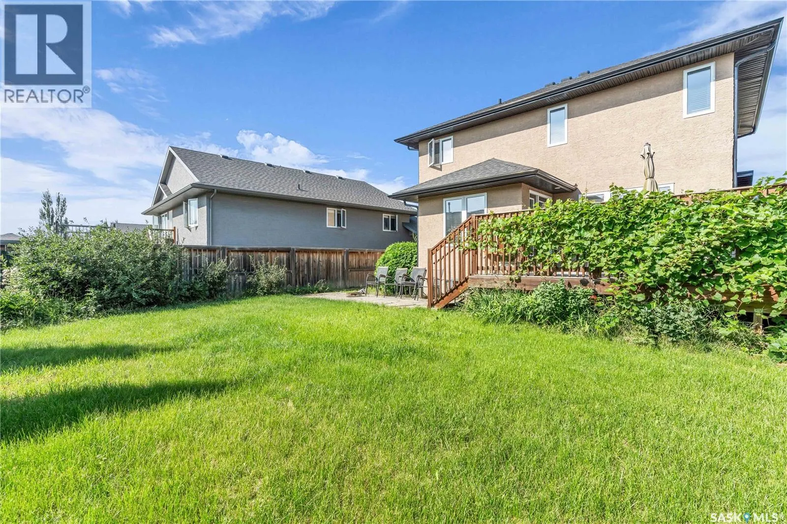 206 Whalley CRESCENT