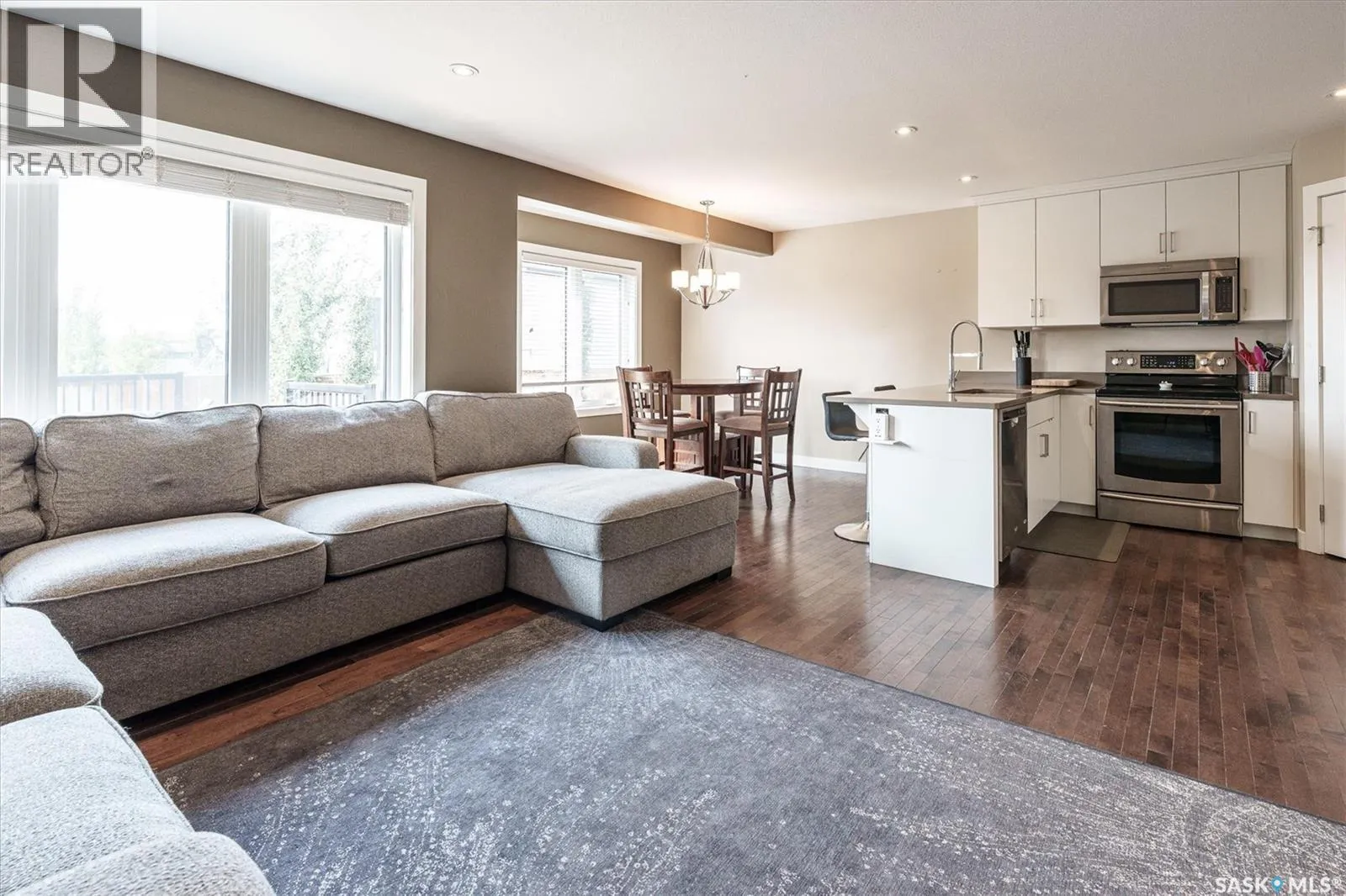 143 Childers CRESCENT