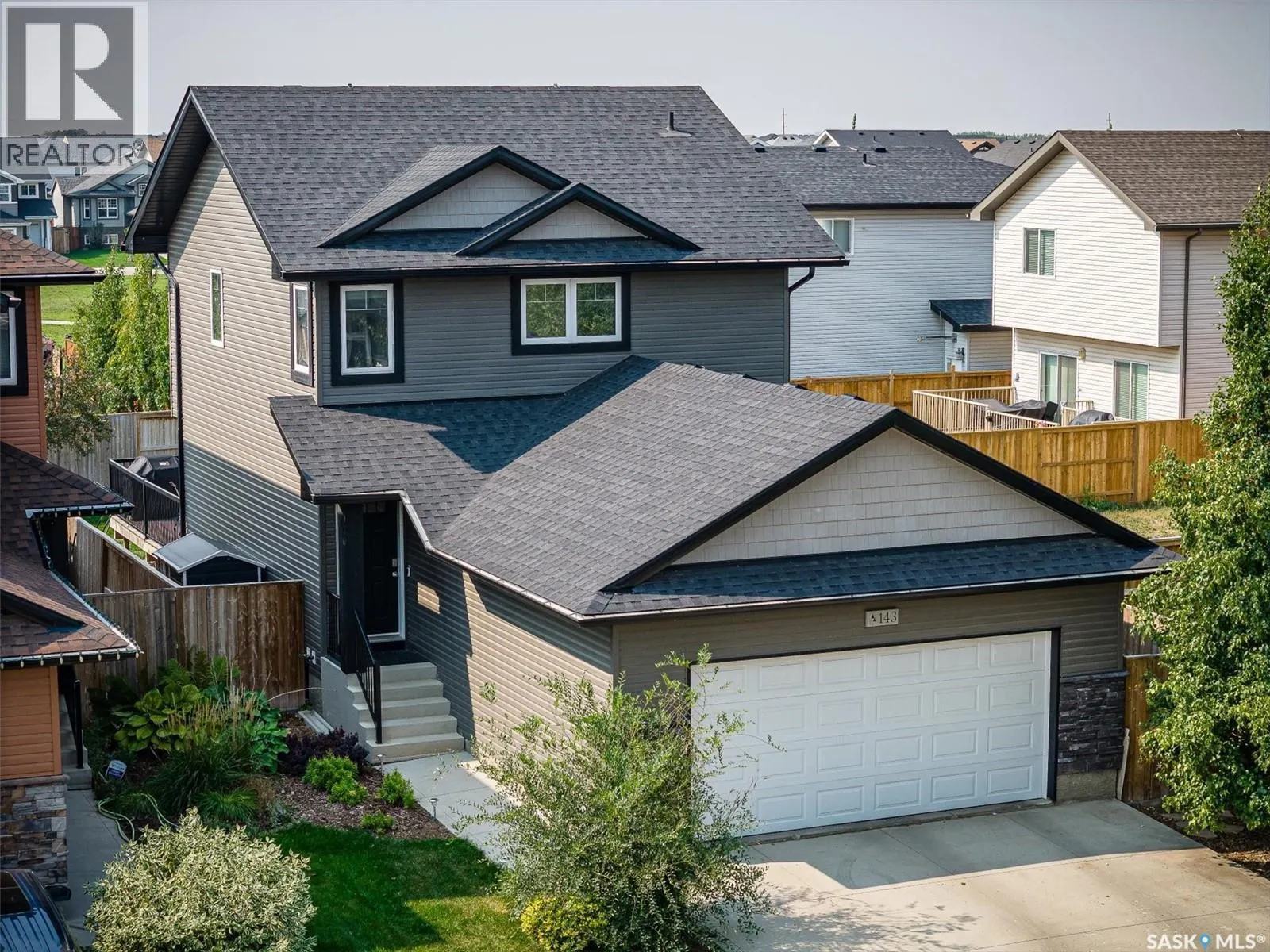 143 Childers CRESCENT