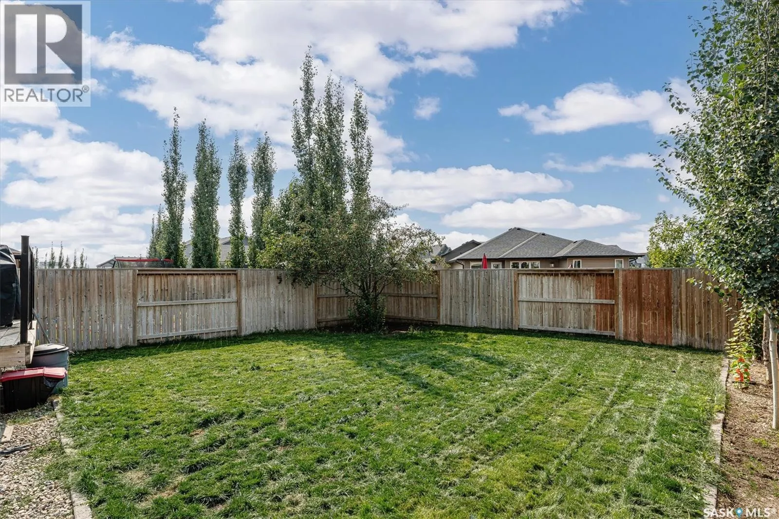 143 Childers CRESCENT