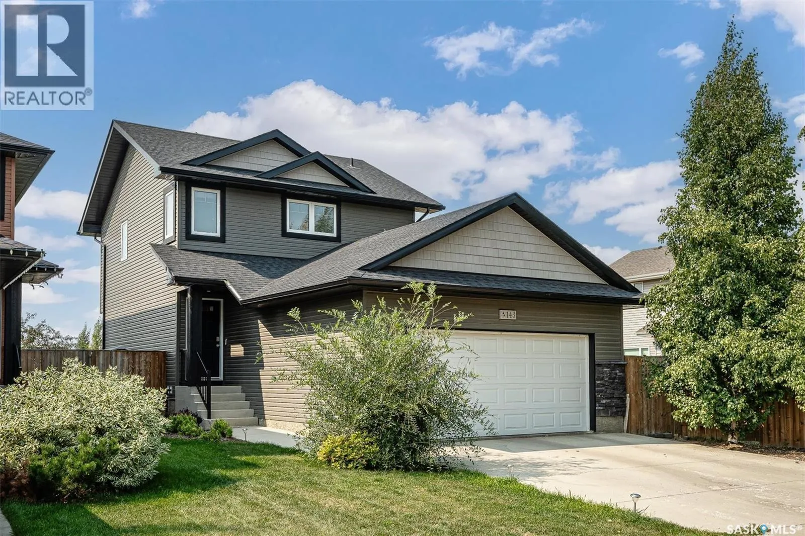 143 Childers CRESCENT