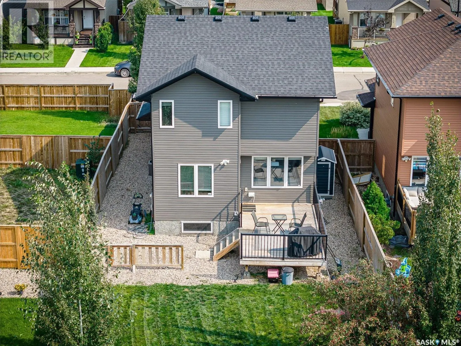 143 Childers CRESCENT
