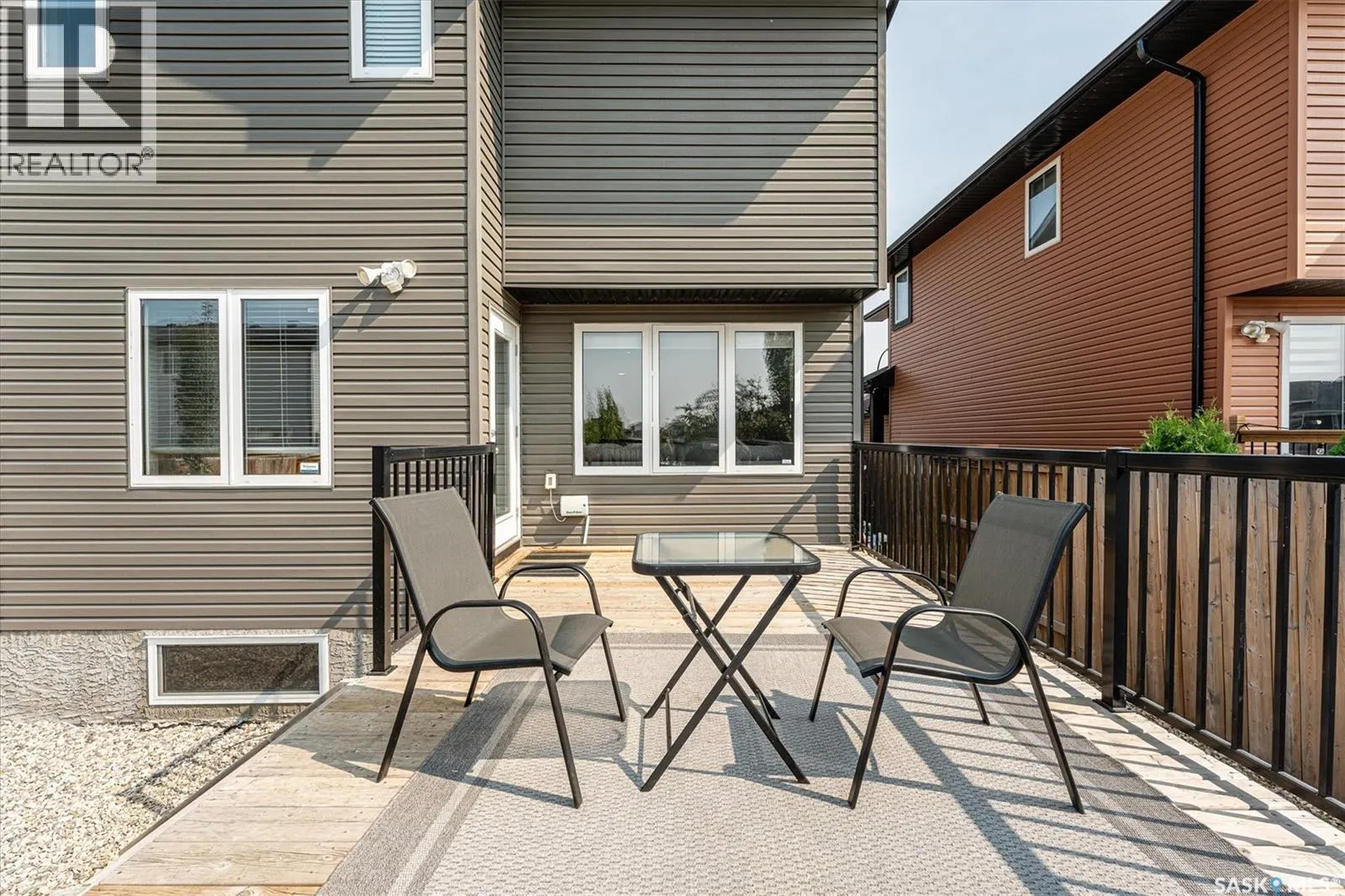 143 Childers CRESCENT