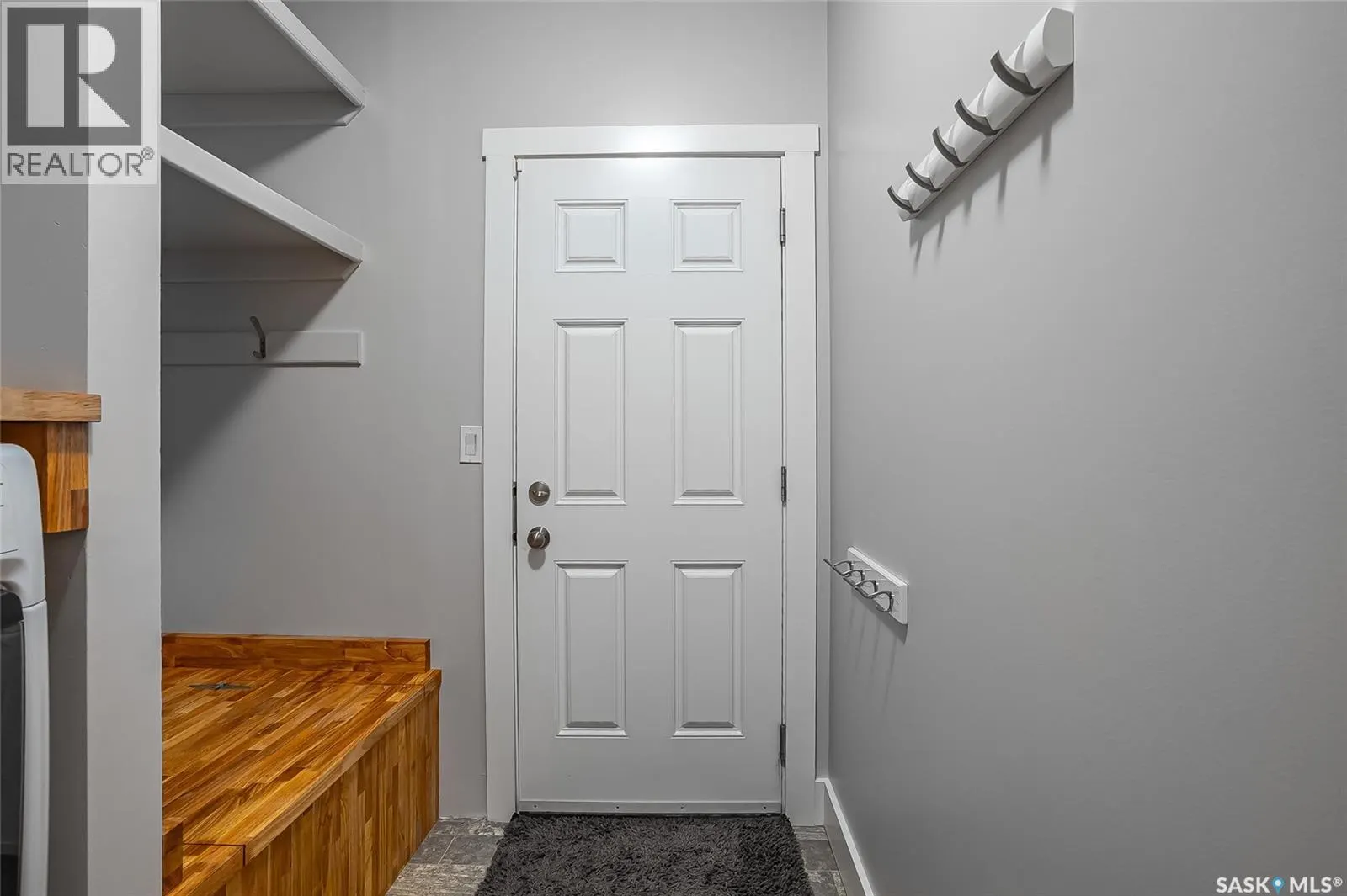 303 Kolynchuk MANOR