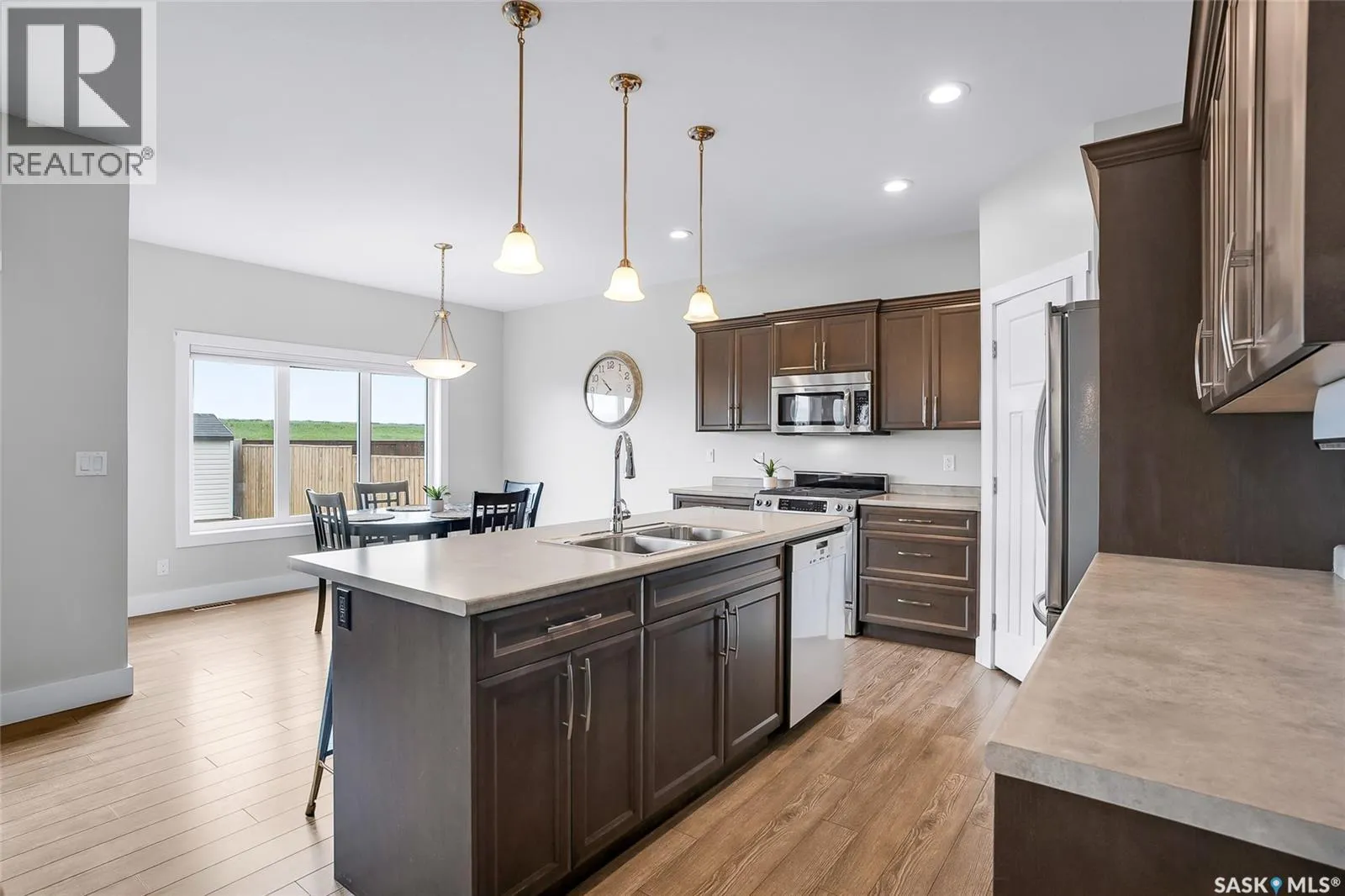 303 Kolynchuk MANOR