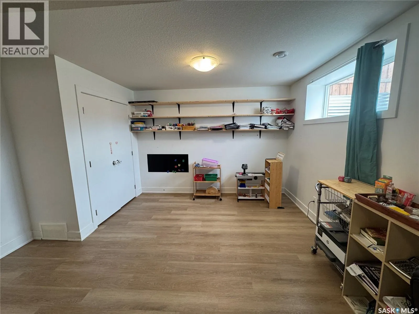 103 Stromberg CRESCENT