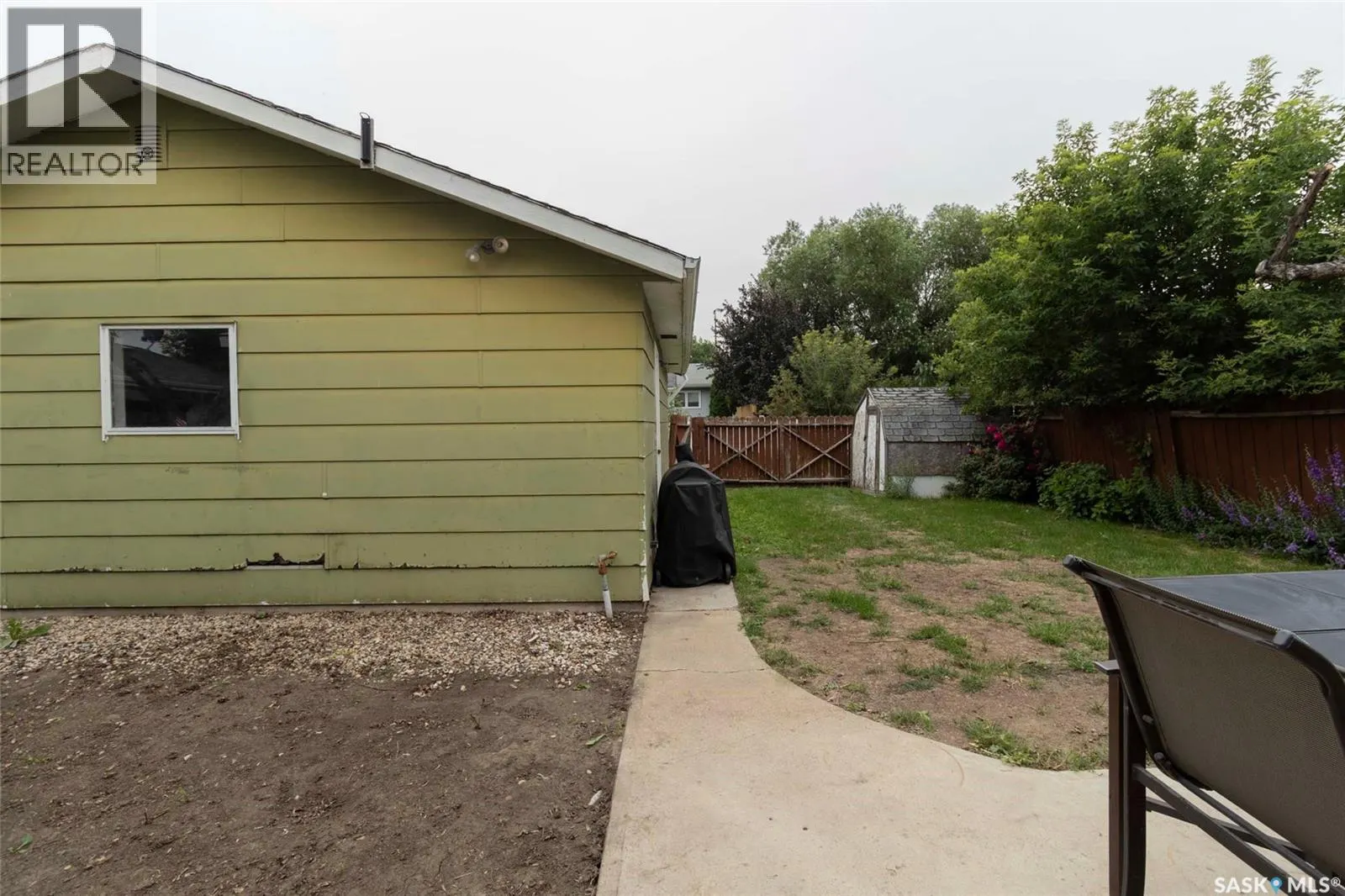 823 Steeves AVENUE