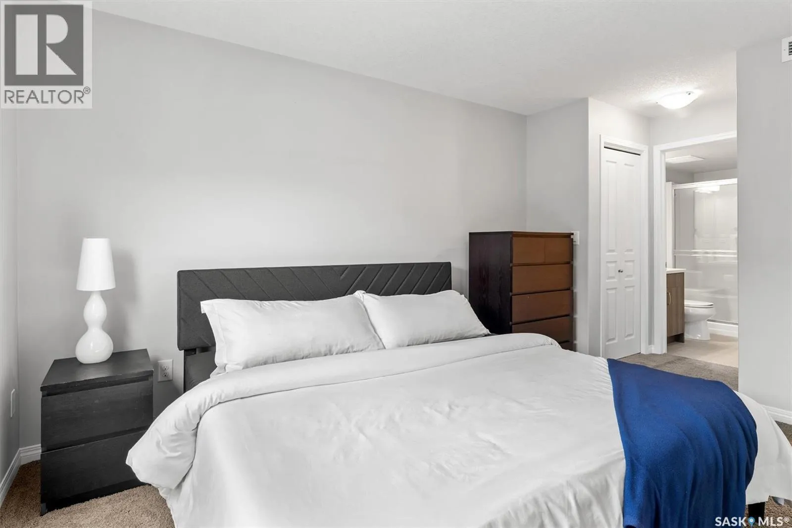 4206 108 Willis CRESCENT