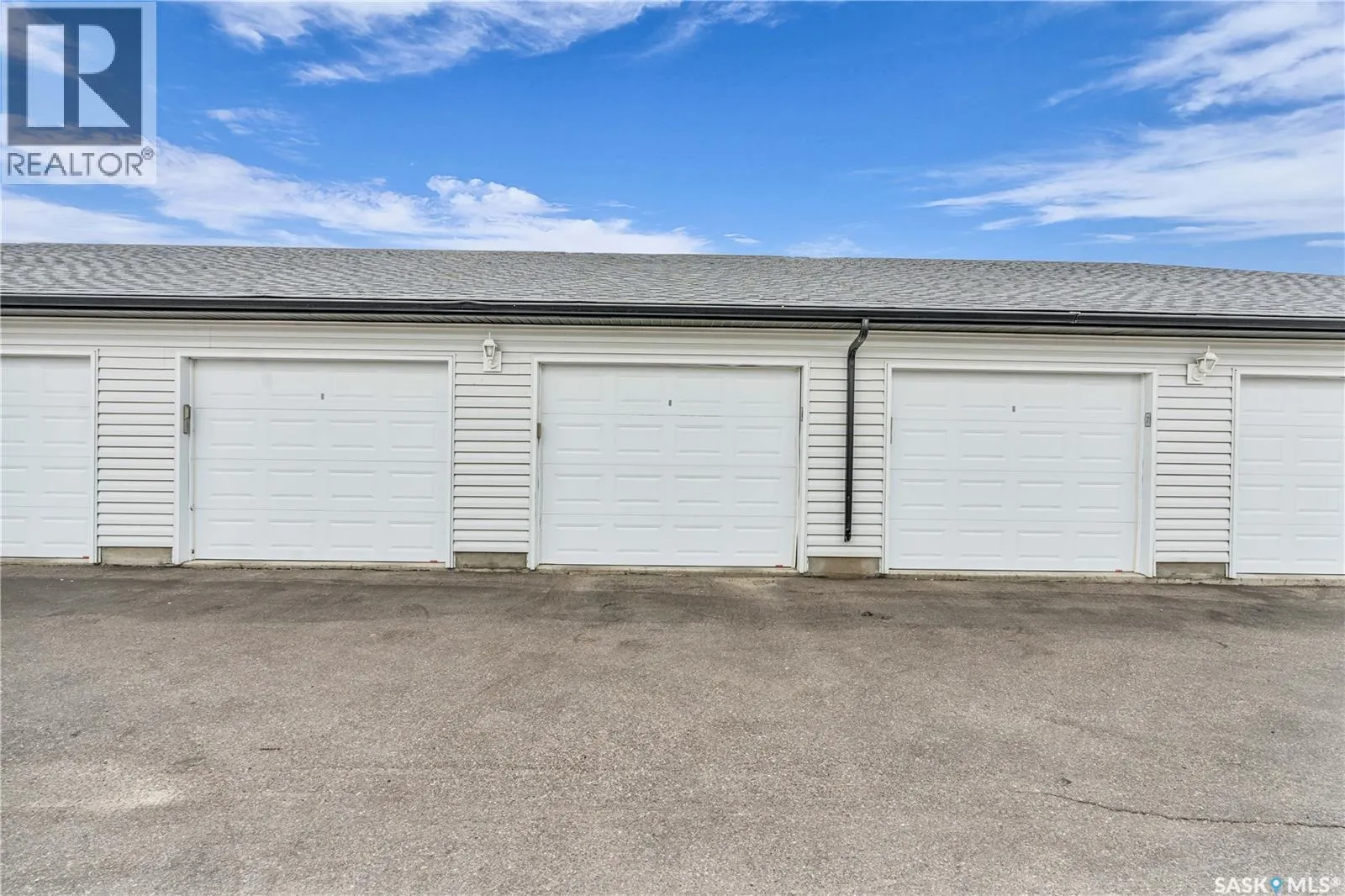 310 102 Manek ROAD