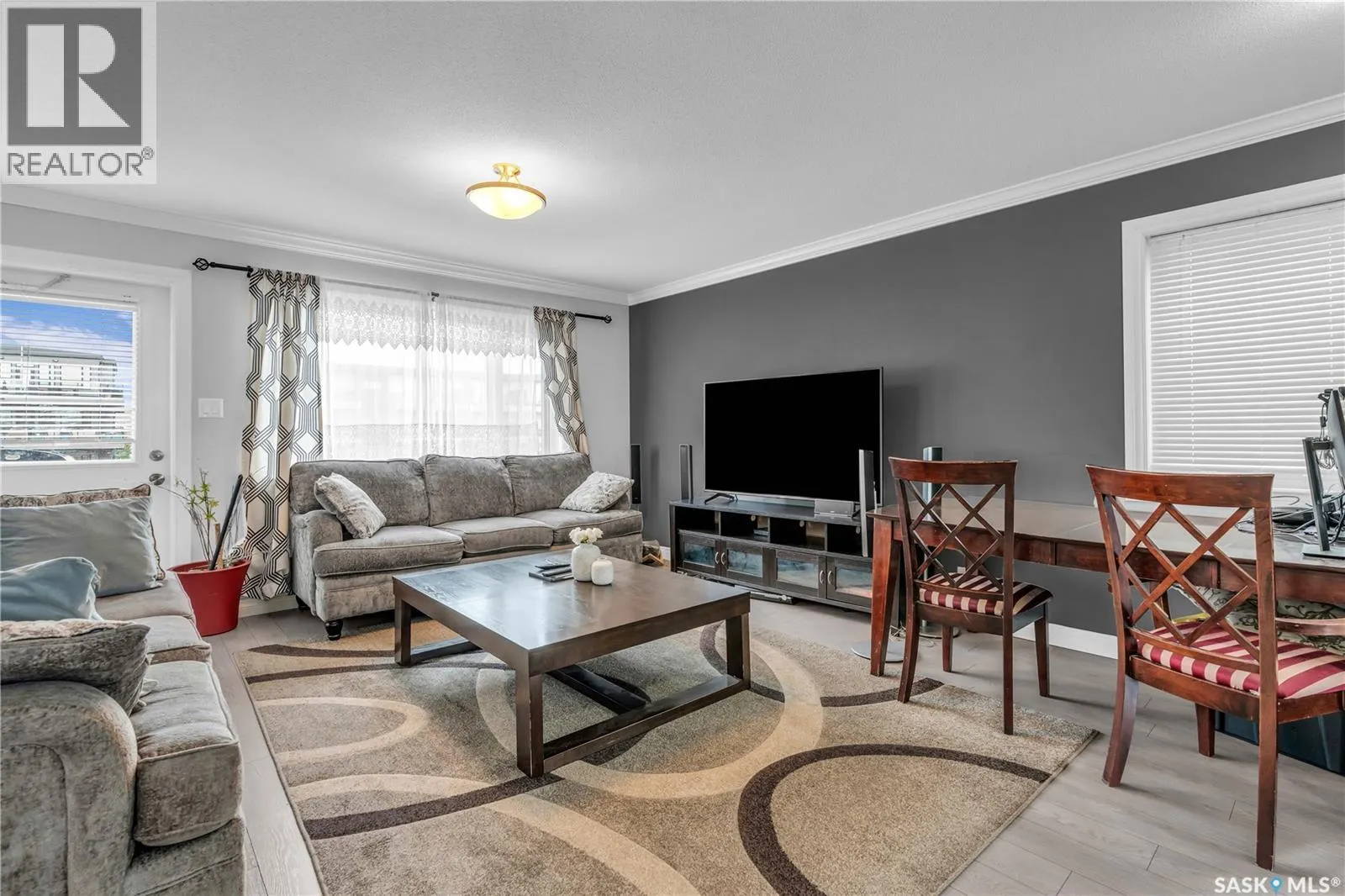 310 102 Manek ROAD