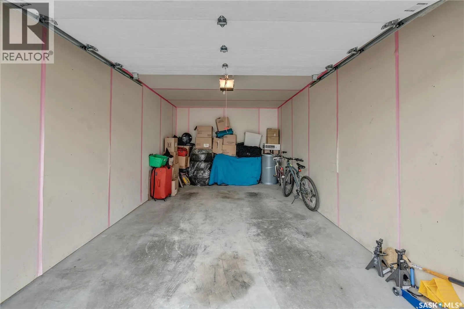 310 102 Manek ROAD
