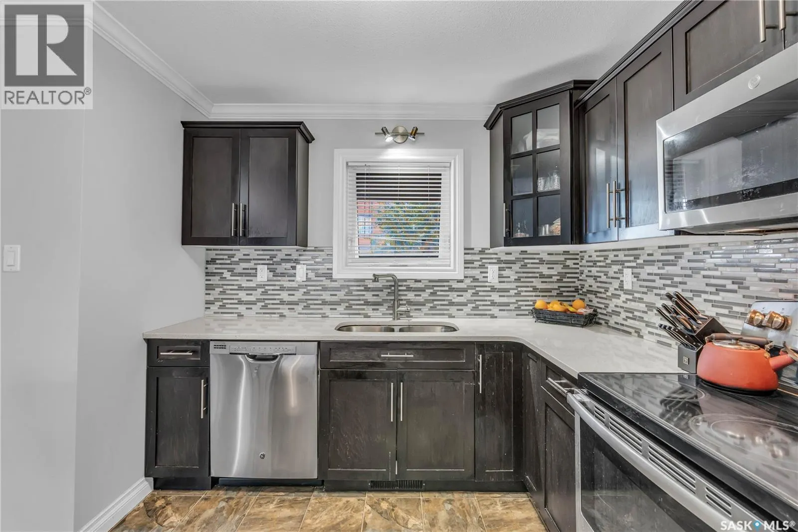 310 102 Manek ROAD