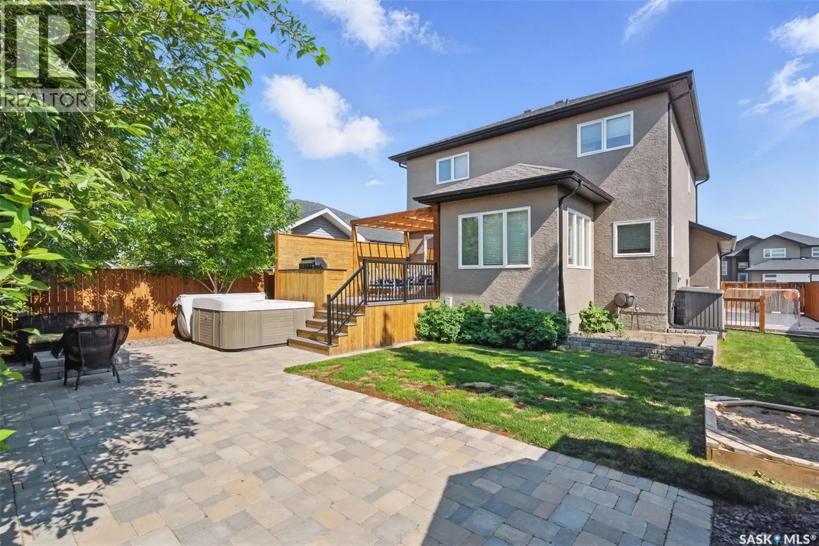 418 Hastings CRESCENT