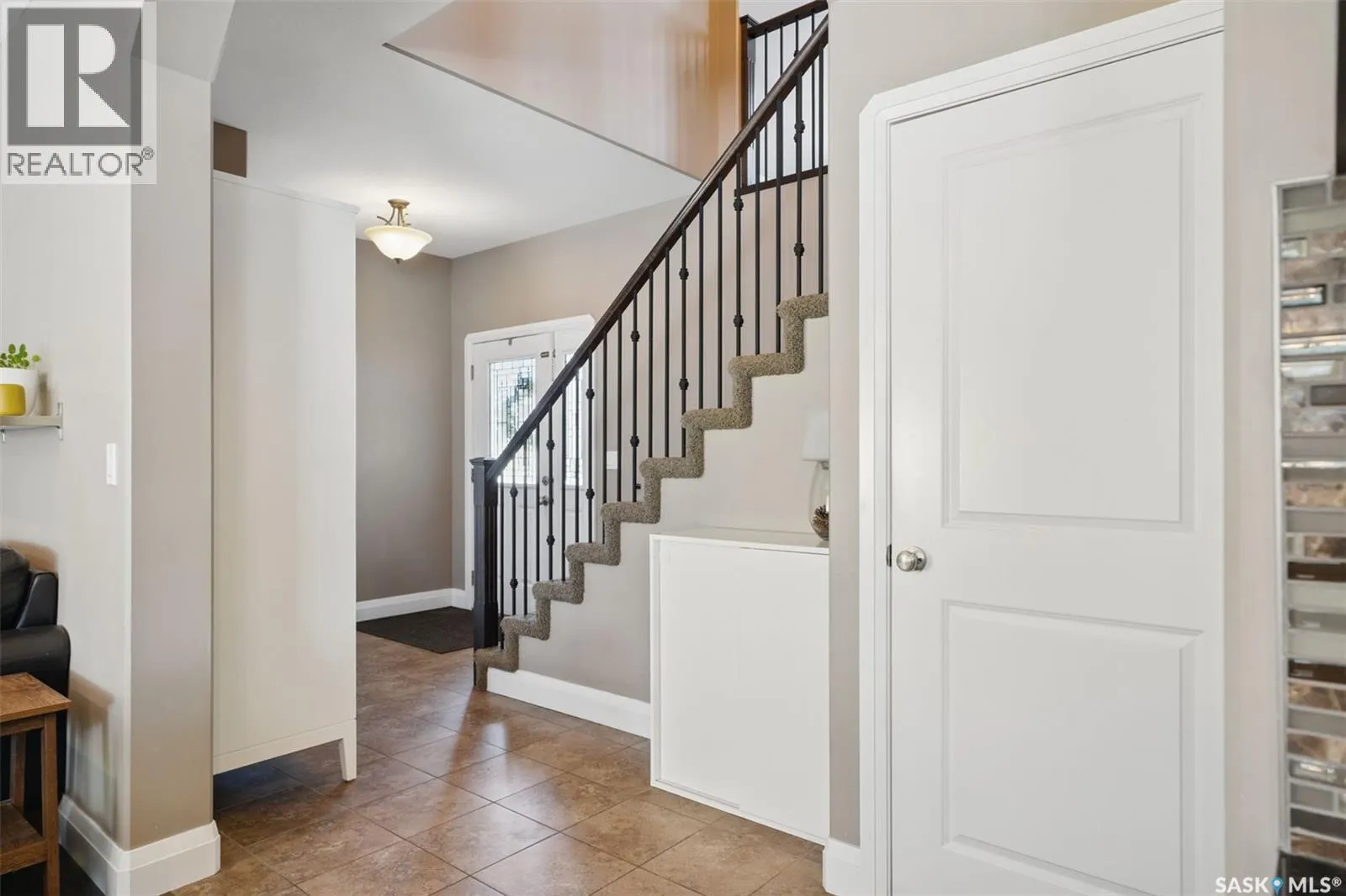 418 Hastings CRESCENT