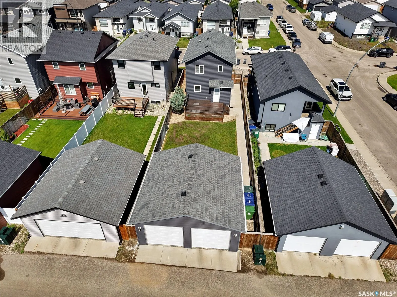 483 Kloppenburg STREET