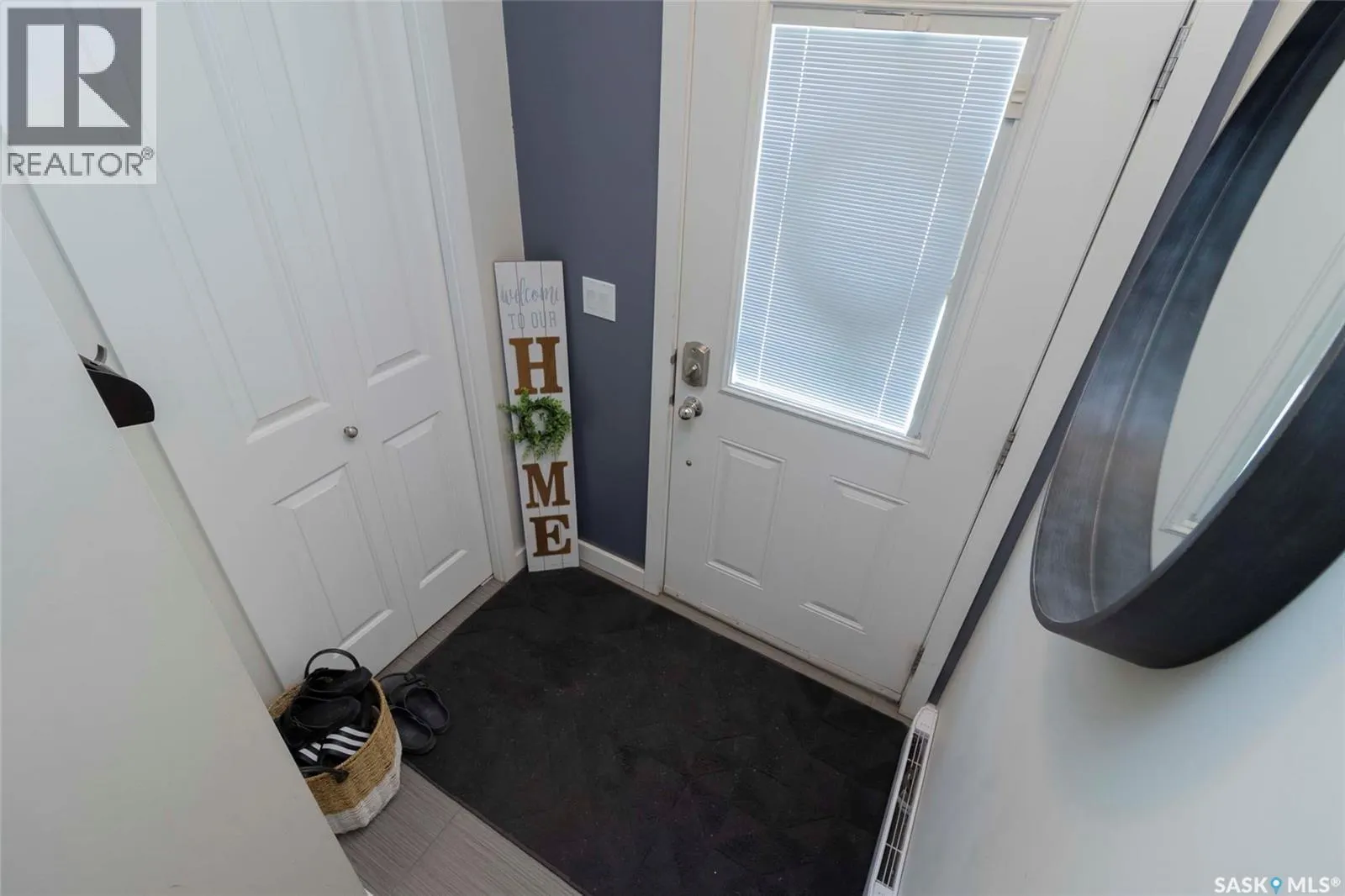 304 1015 Patrick CRESCENT